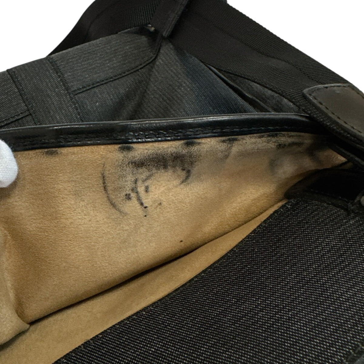 Hunting World Black Canvas Briefcase Shoulder Bag (Pre-Owned)