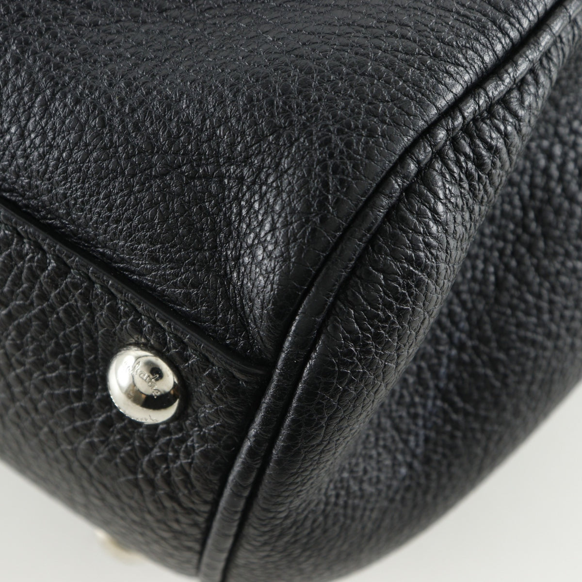 Salvatore Ferragamo Black Leather Tote Bag (Pre-Owned)