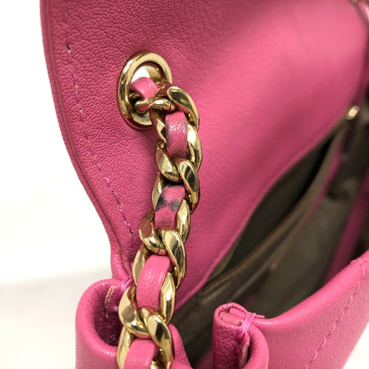 Chanel Pink Leather Shoulder Bag (Pre-Owned)