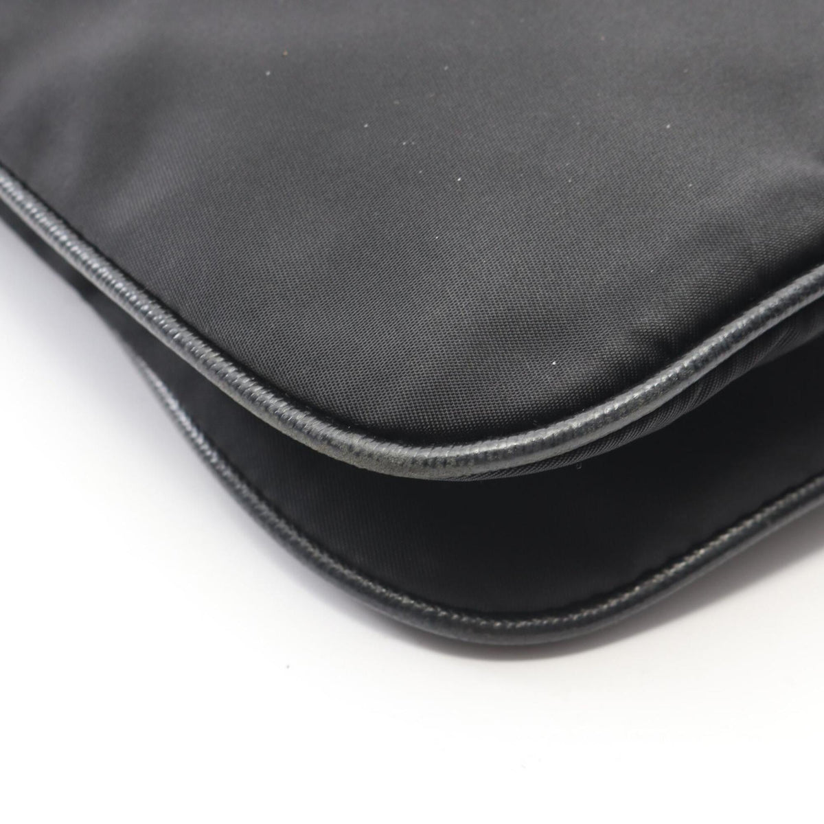 Prada Black Nylon Leather Handbag Shoulder Bag (Pre-Owned)