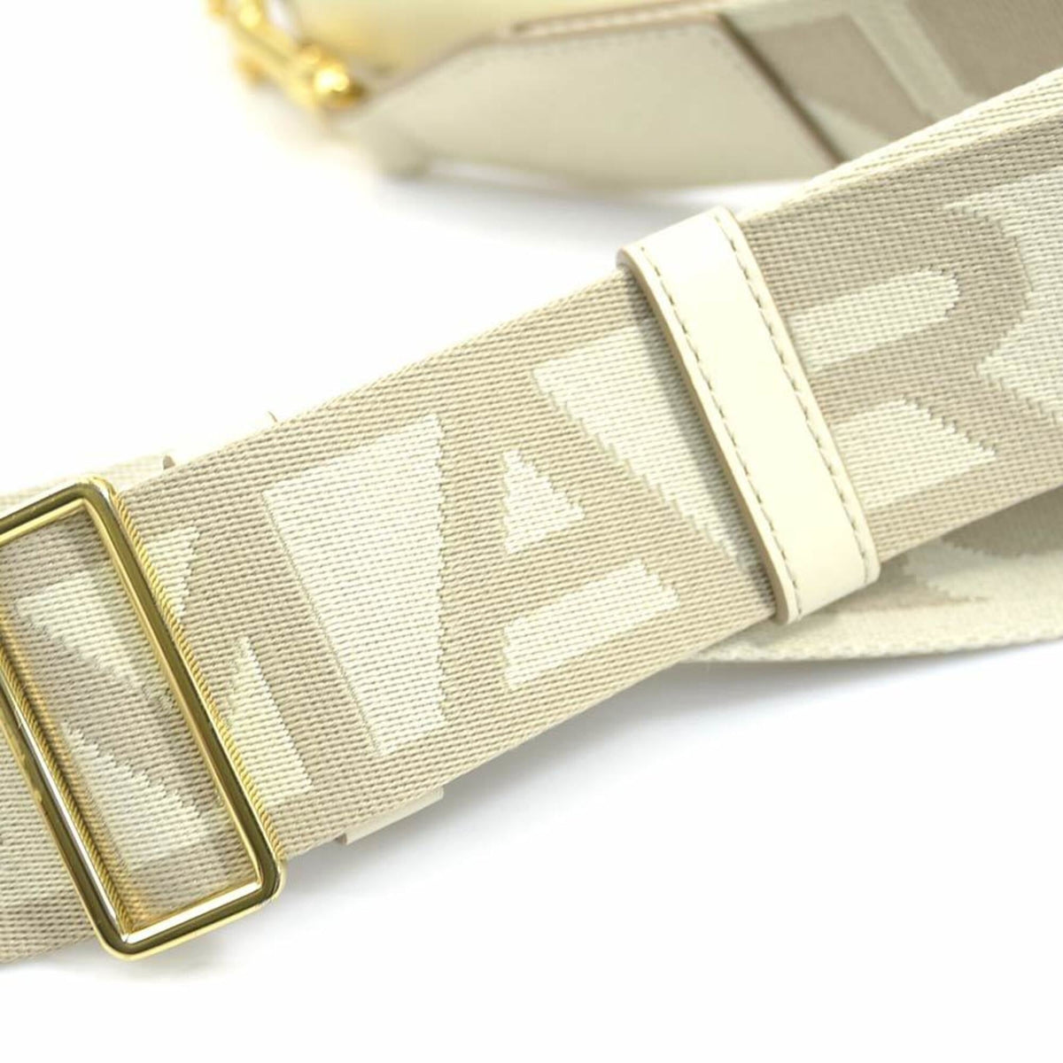 Marc Jacobs Ivory Leather Saddle Bag Shoulder Bag (Pre-Owned)