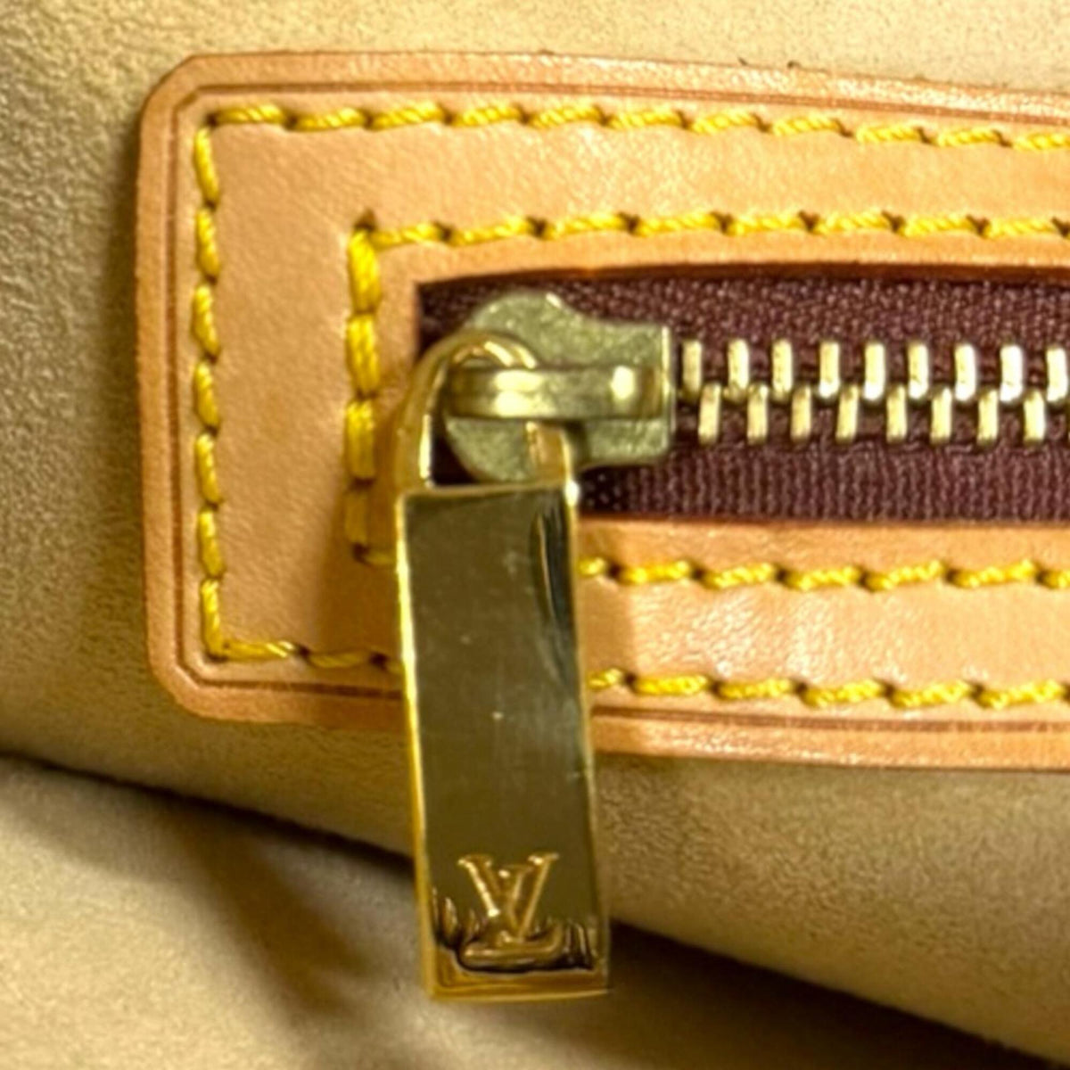 Louis Vuitton Monogram Brown Monogram Shoulder Bag (Pre-Owned)