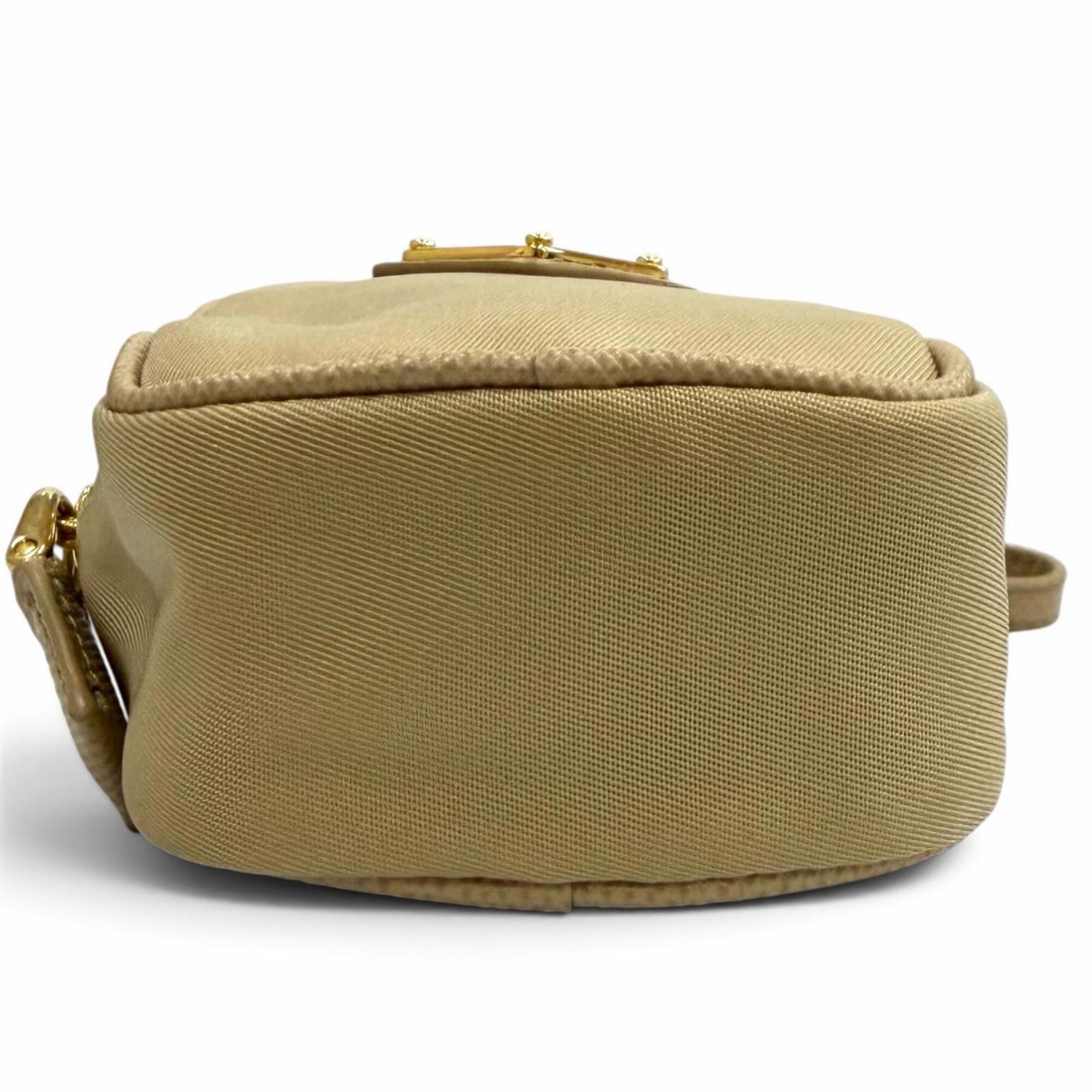 Prada Beige Pouch (Pre-Owned)