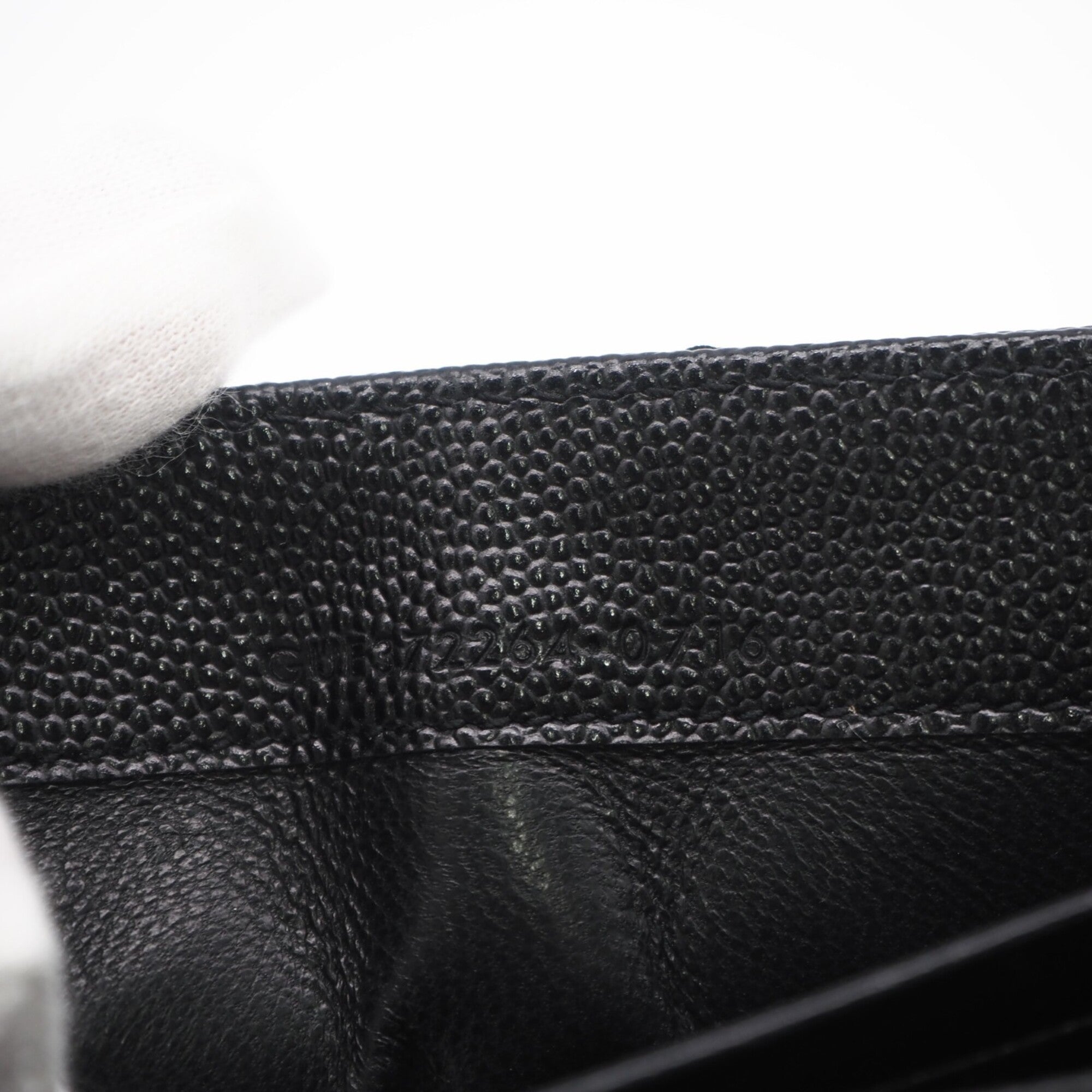 Saint Laurent Black Leather Long Wallet (Bi-Fold) (Pre-Owned)