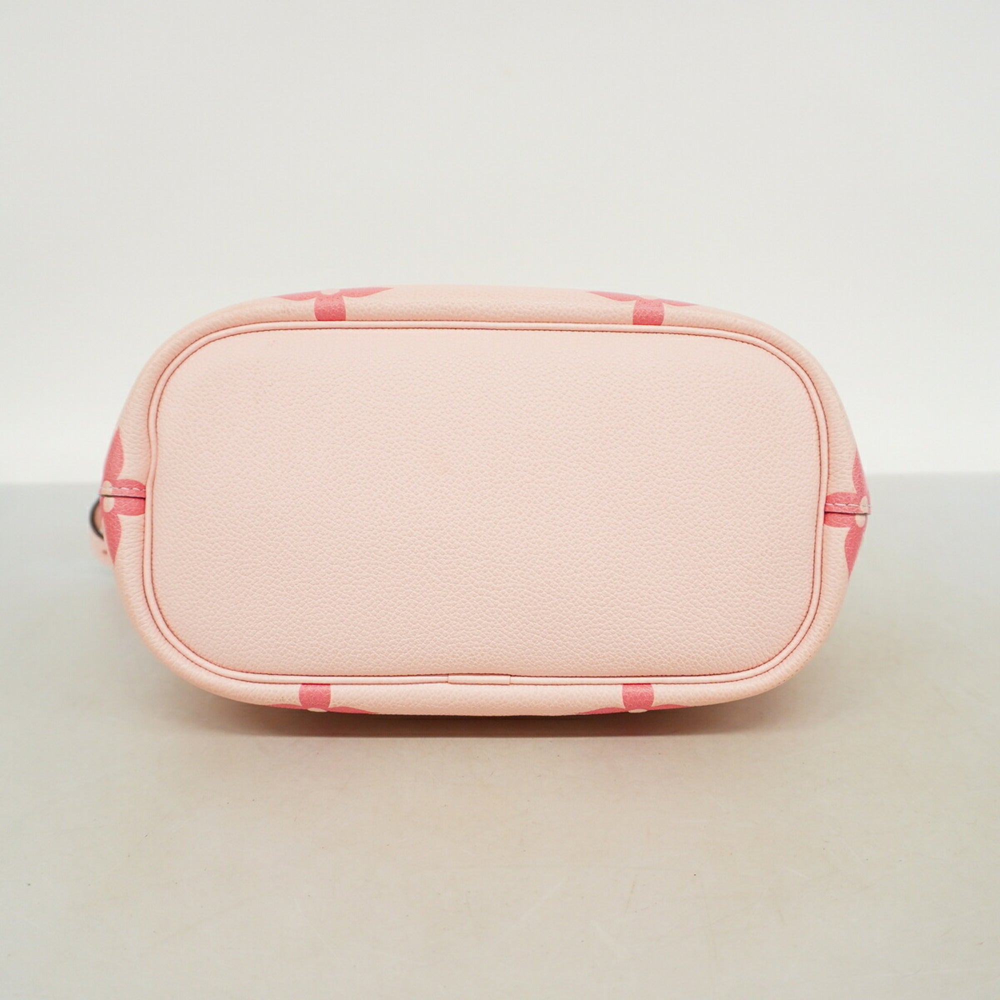 Louis Vuitton Pink Handbag (Pre-Owned)