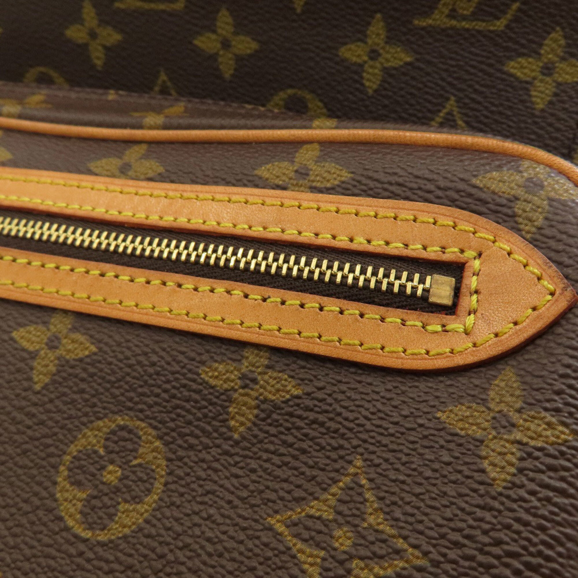 Louis Vuitton Monogram Monogram Shoulder Bag (Pre-Owned)