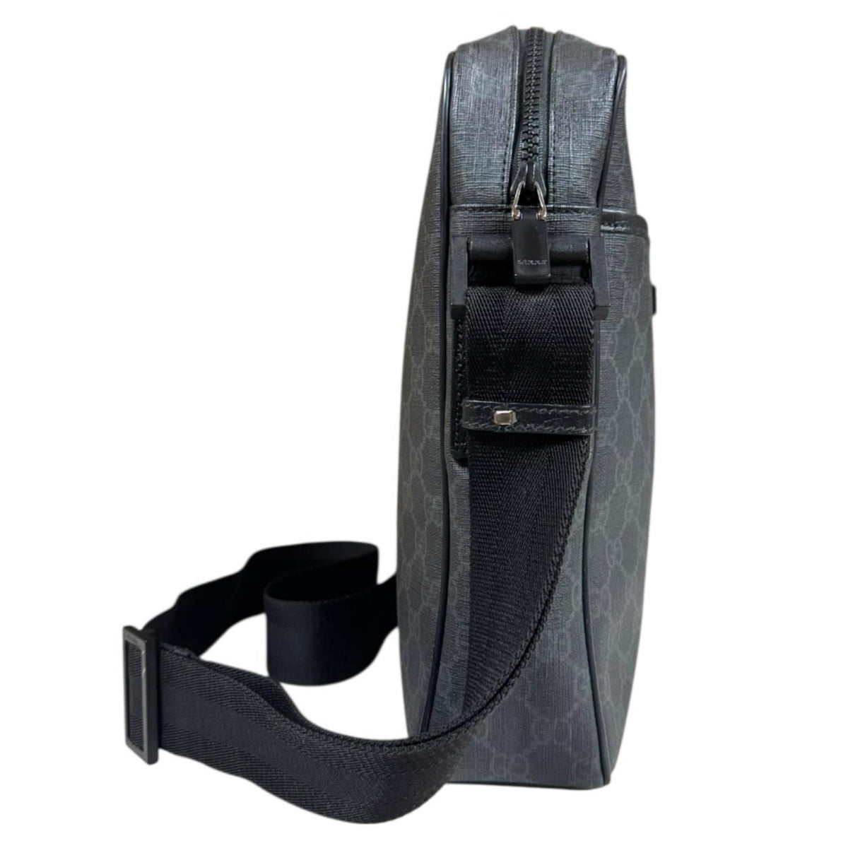 Gucci Gray Gg Supreme Shoulder Bag (Pre-Owned)