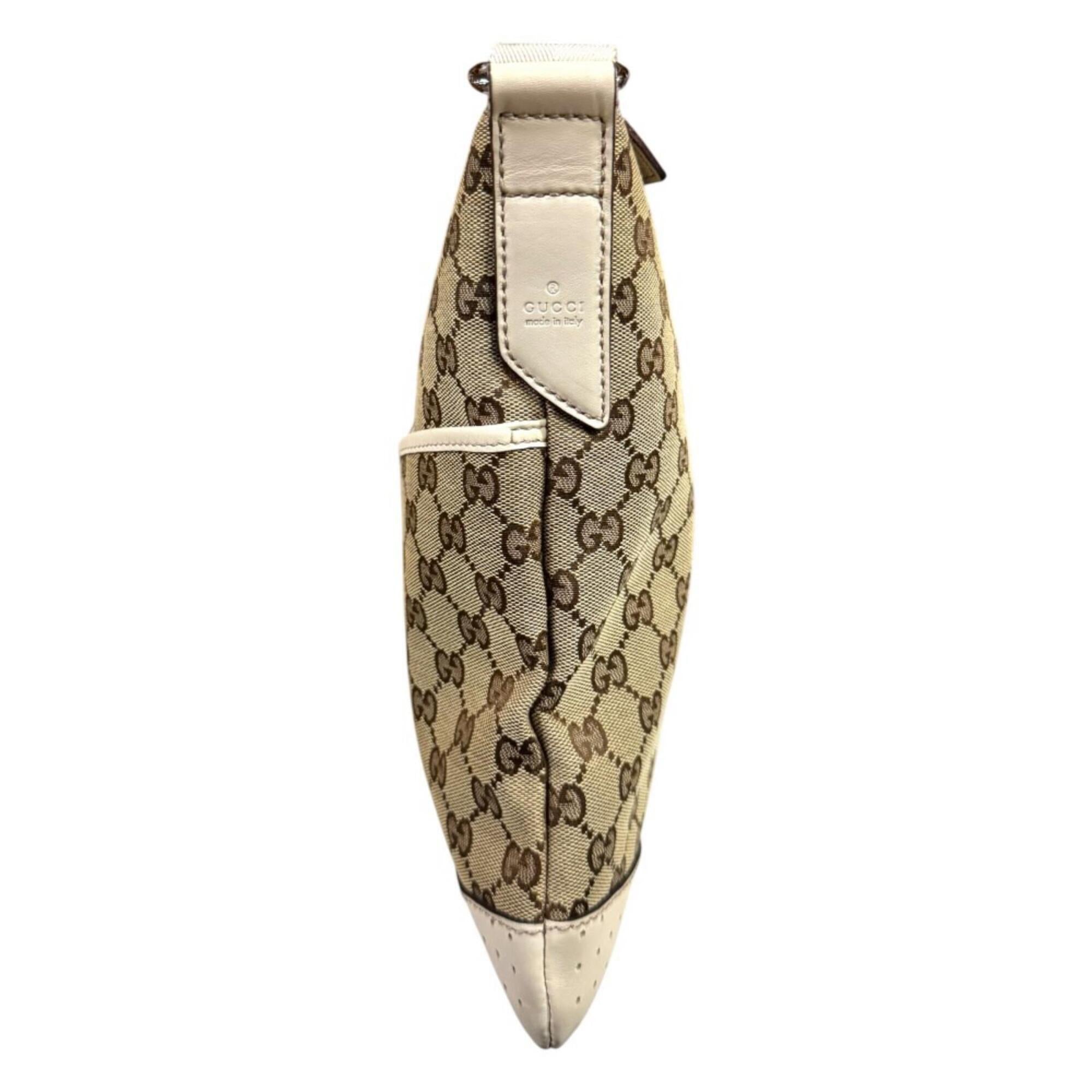 Gucci Beige White Gg Canvas Shoulder Bag (Pre-Owned)