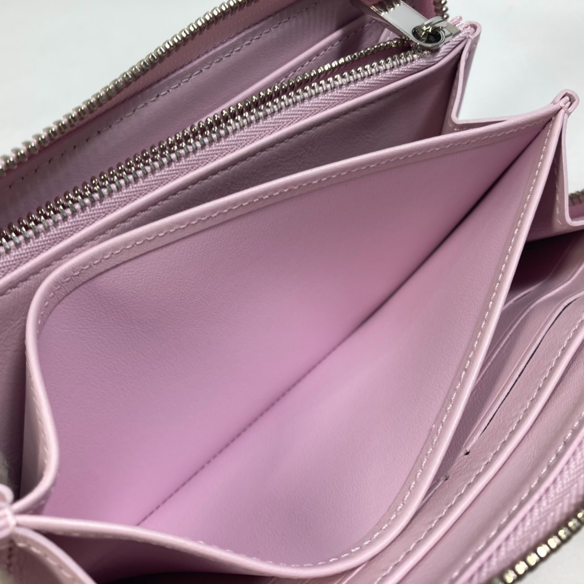 Louis Vuitton Mahina Purple Mahina Leather Long Wallet (Bi-Fold) (Pre-Owned)