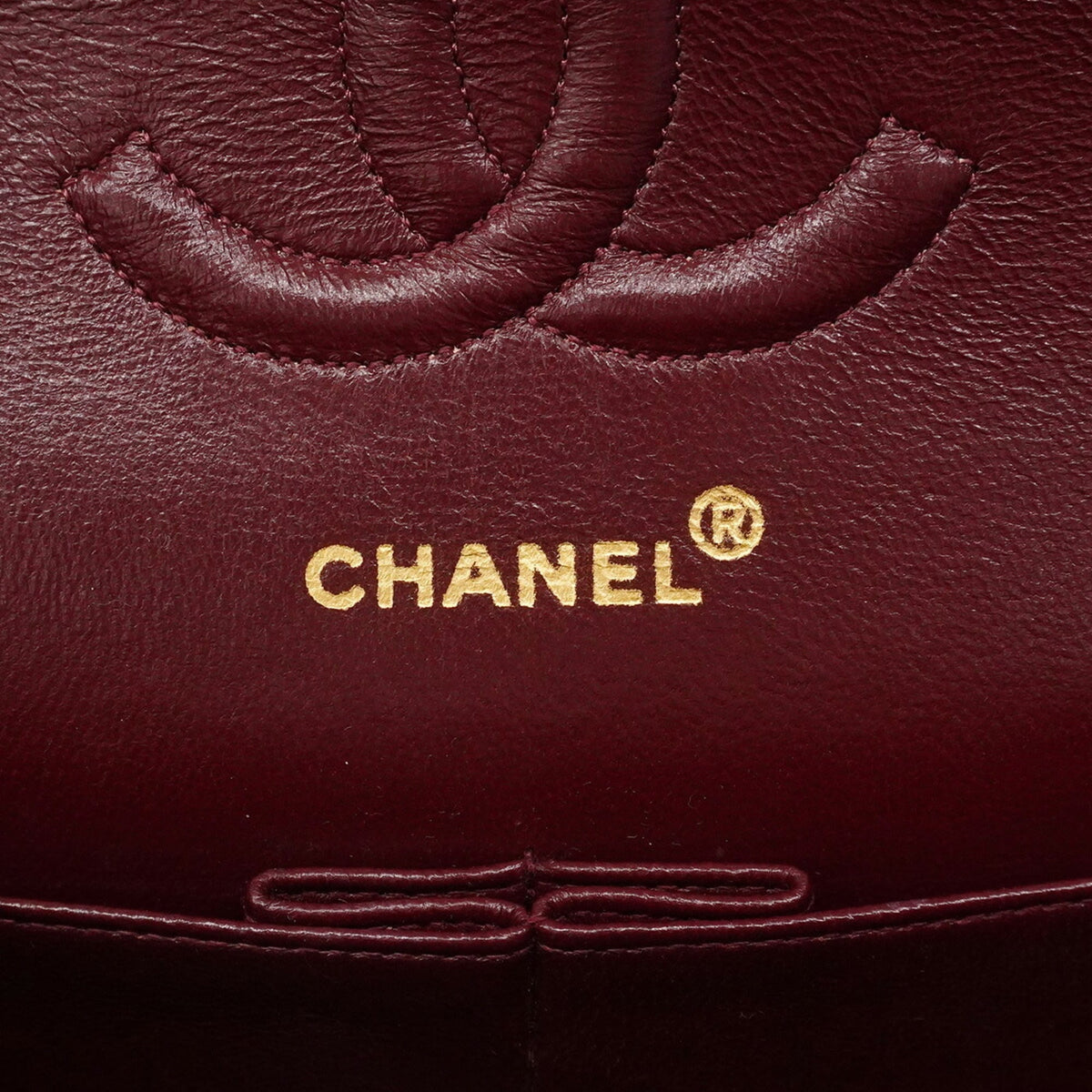 Chanel Black Leather Shoulder Bag (Pre-Owned)