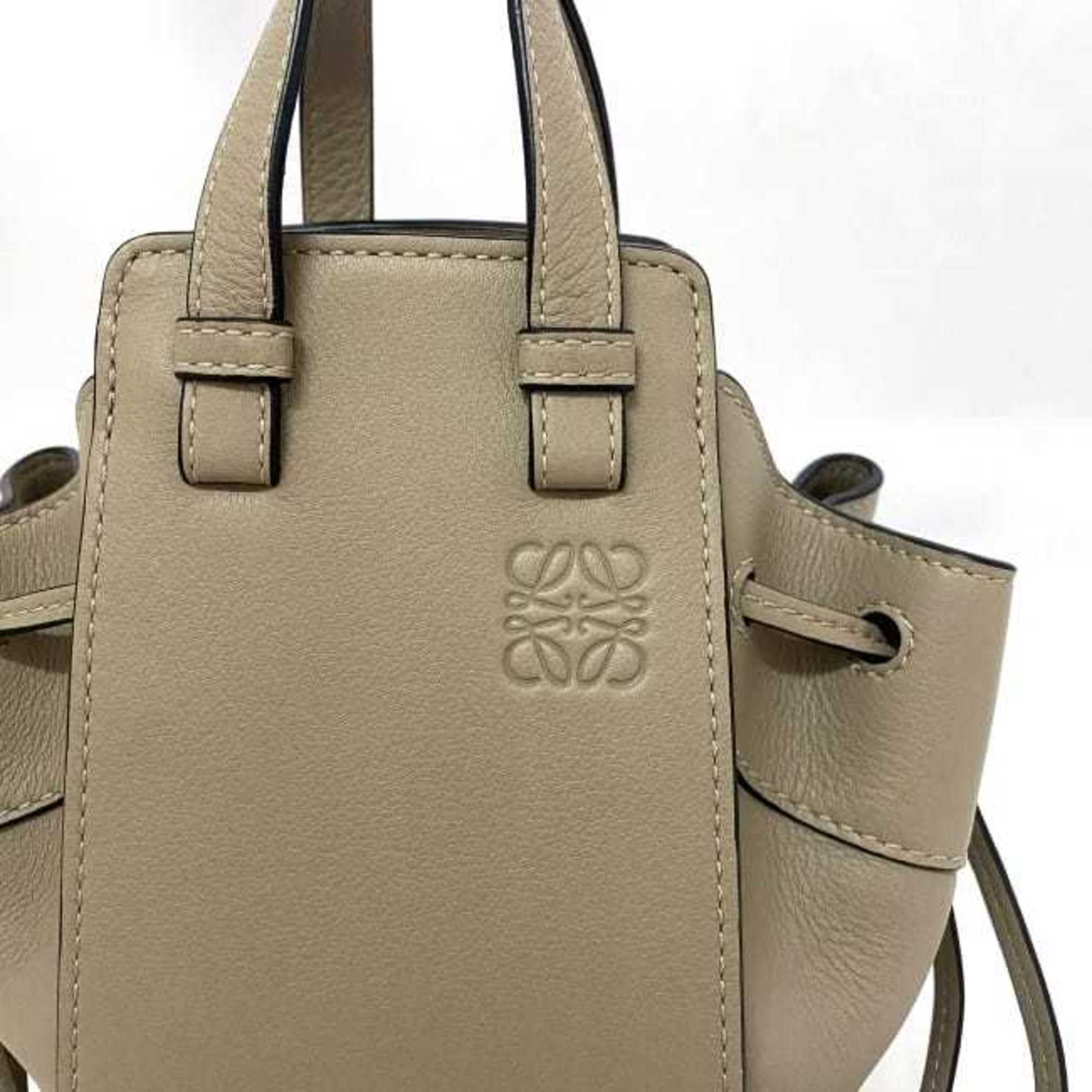 Loewe Hammock Beige Leather Handbag Shoulder Bag (Pre-Owned)