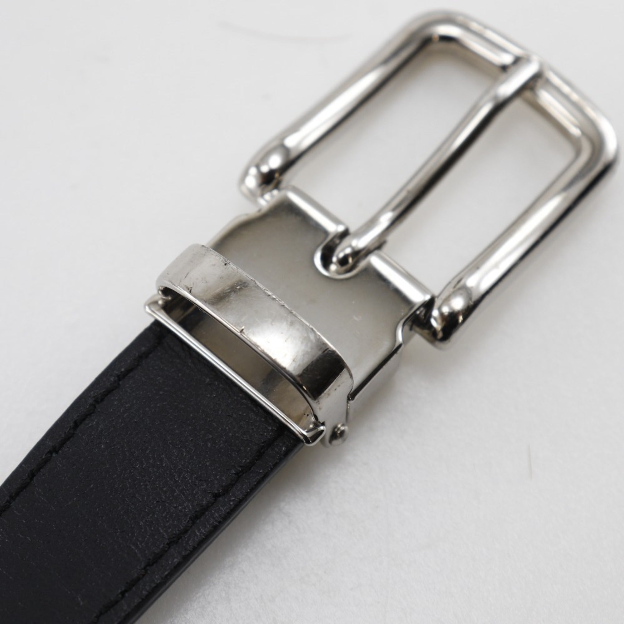 Chanel Black Leather Fanny Pack Sling Bag (Pre-Owned)