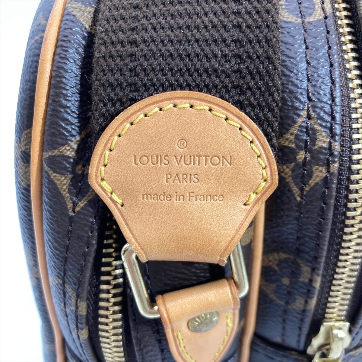 Louis Vuitton Brown Monogram Canvas Shoulder Bag (Pre-Owned)
