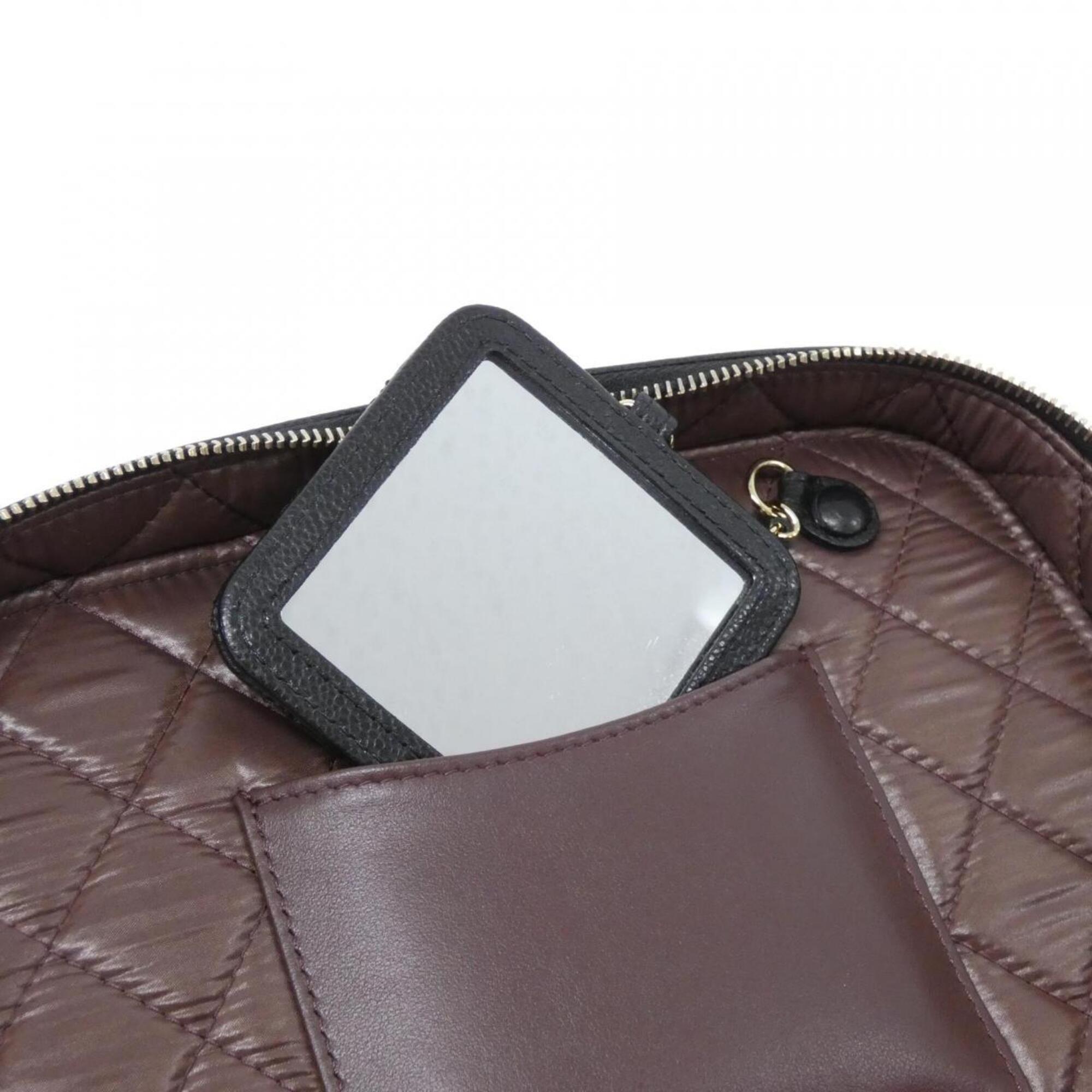 Chanel Black Grained Calfskin Handbag (Pre-Owned)