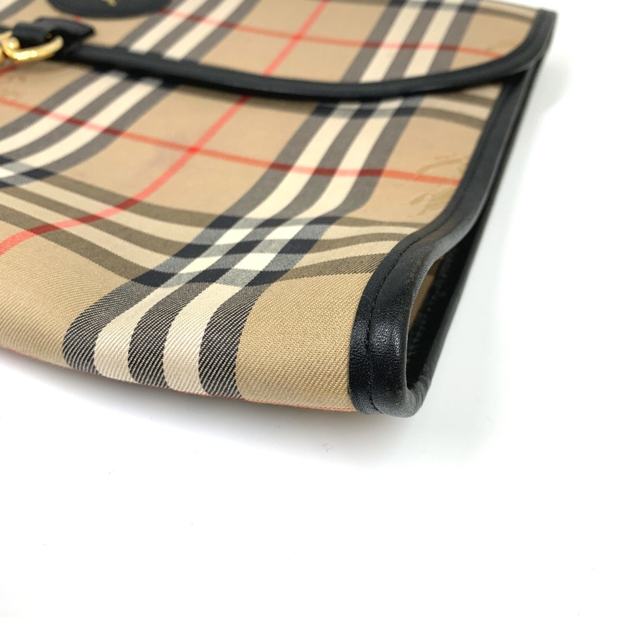 Burberry Beige Other Clutch Bag (Pre-Owned)