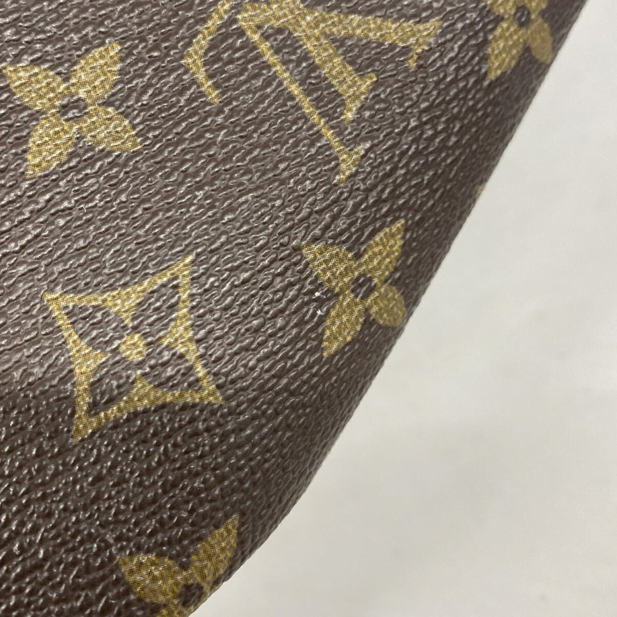 Louis Vuitton Brown Pouch (Pre-Owned)