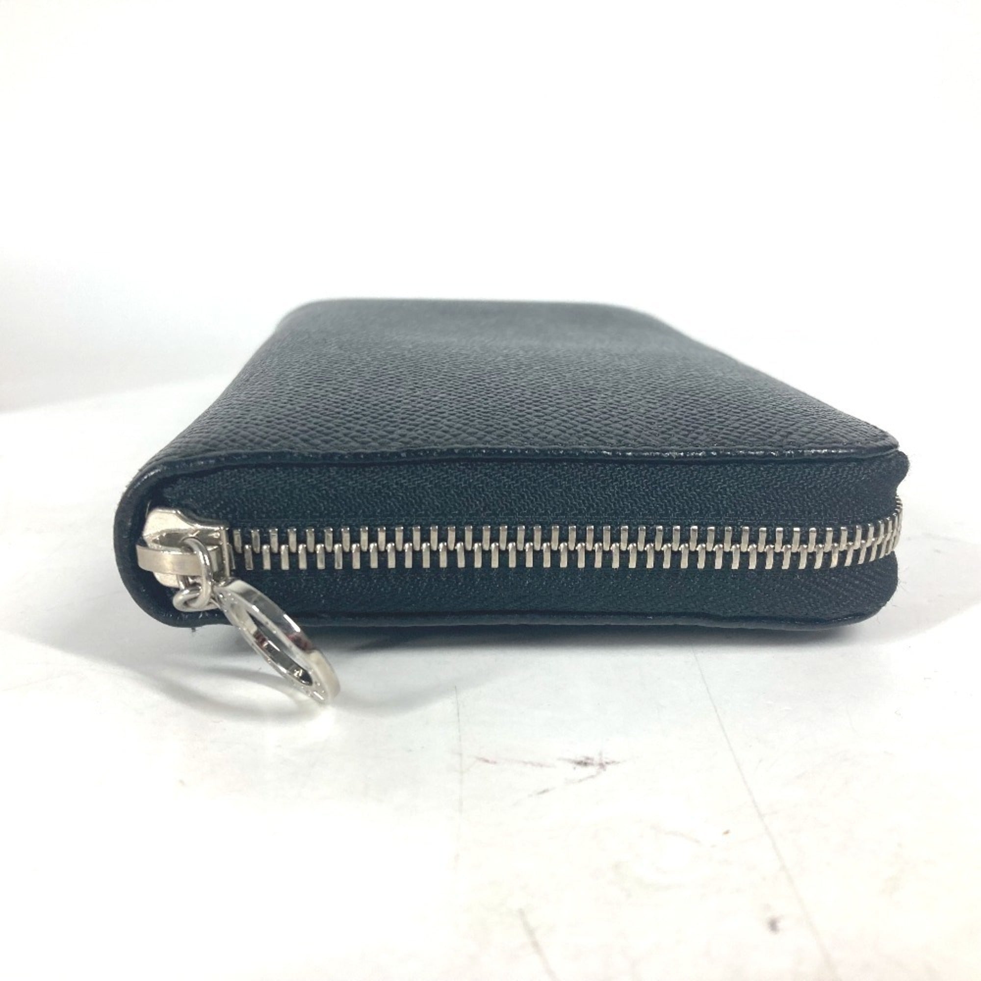 Bvlgari Black Leather Long Wallet (Bi-Fold) (Pre-Owned)