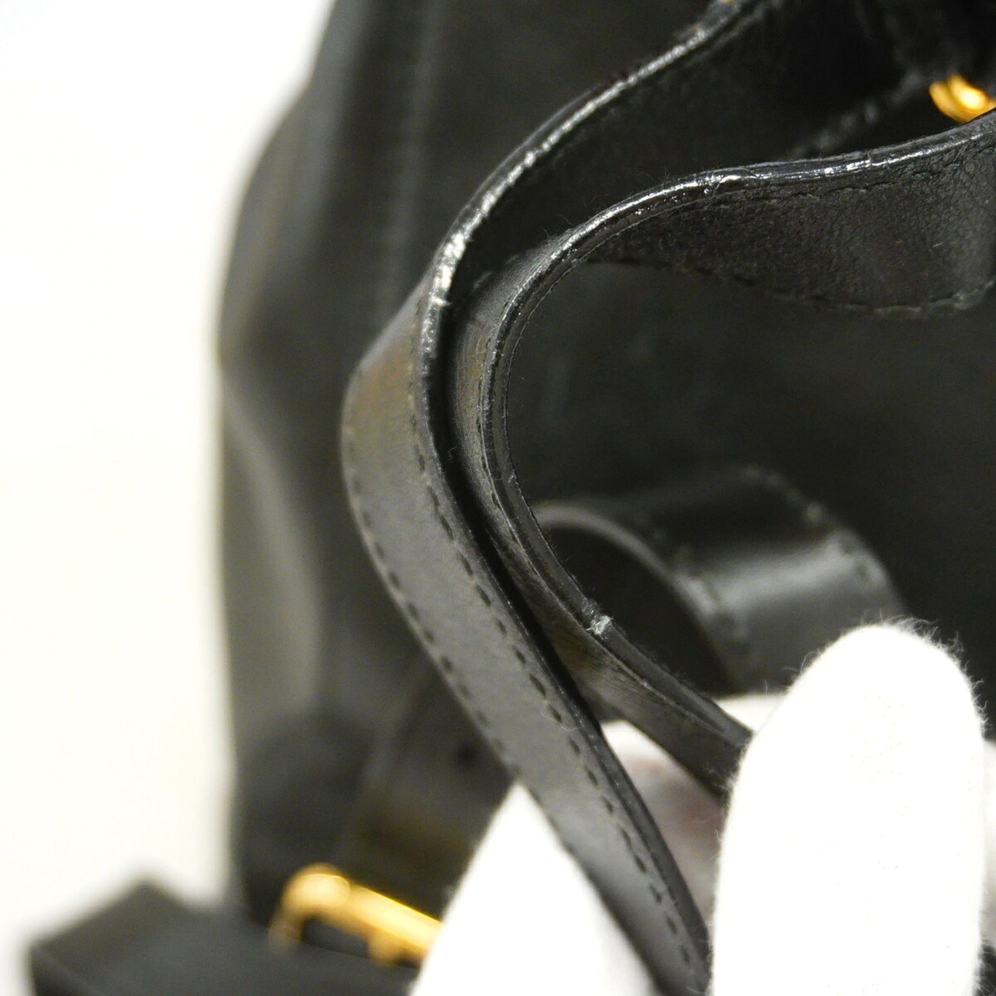 Gucci Black Leather Backpack (Pre-Owned)