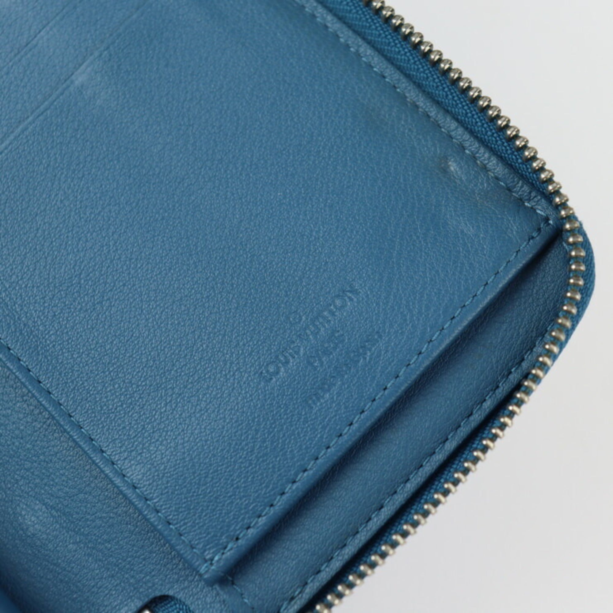 Louis Vuitton Blue Coin Purse/Coin Case (Pre-Owned)