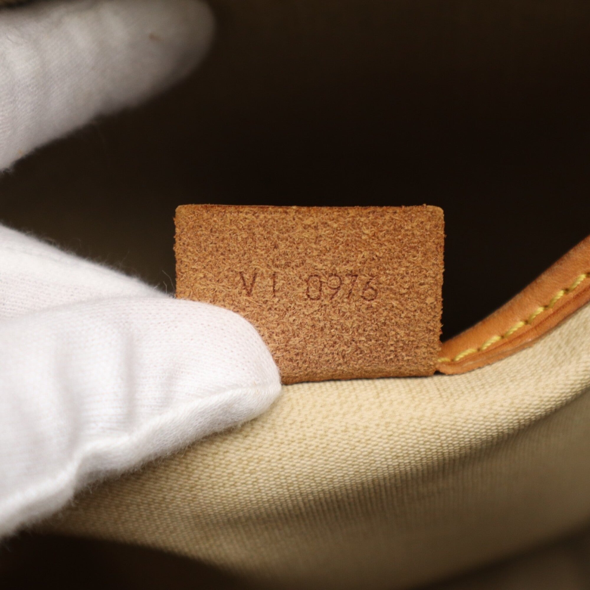Louis Vuitton Beige Brown Monogram Coated Canvas Leather Handbag (Pre-Owned)