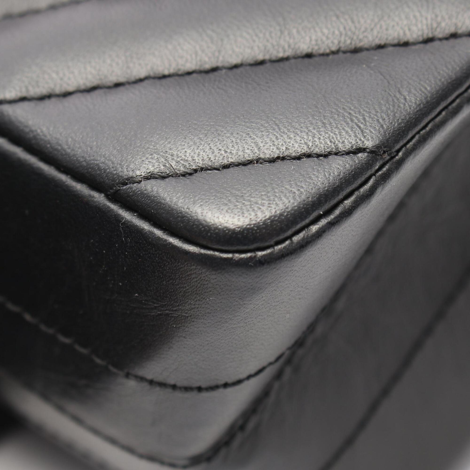 Chanel Black Leather Handbag Shoulder Bag (Pre-Owned)