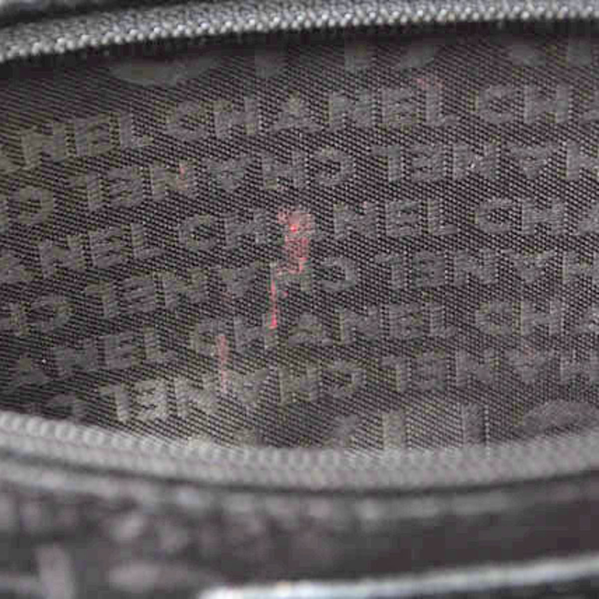 Chanel Black Patent Leather Tote Bag (Pre-Owned)