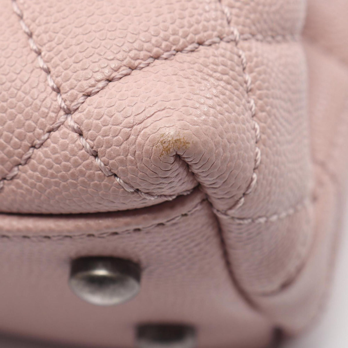 Chanel Matelasse Pink Grained Calfskin Handbag (Pre-Owned)