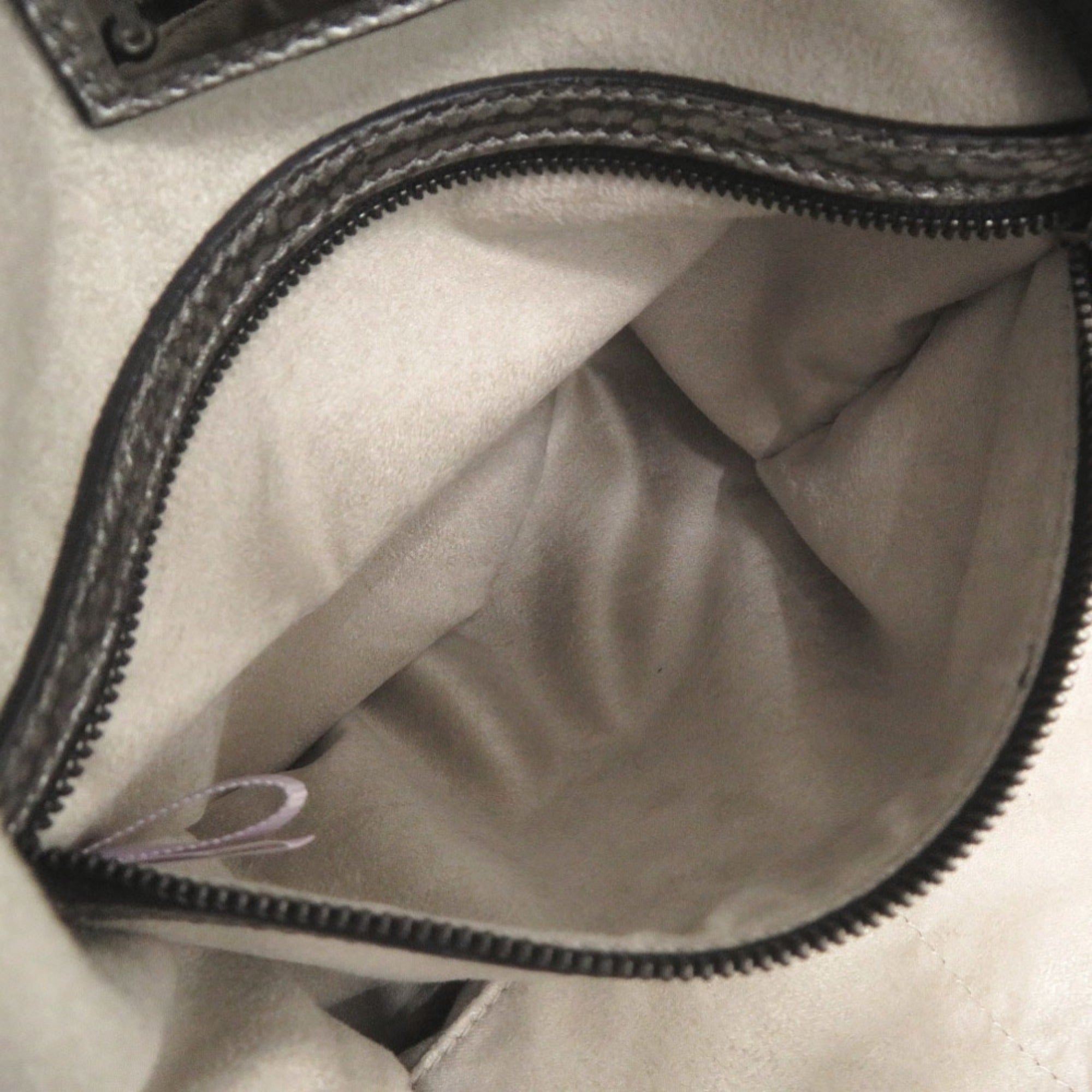 Jimmy Choo Black Silver Leather Shoulder Bag (Pre-Owned)