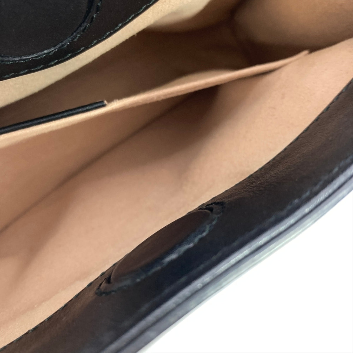 Gucci Black Leather Handbag (Pre-Owned)