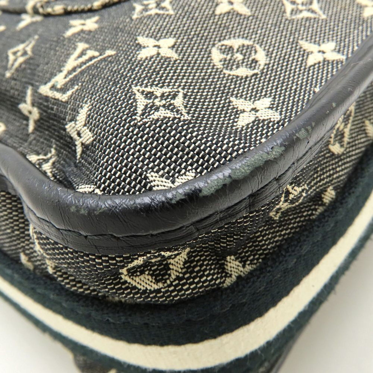 Louis Vuitton Noir Monogram Mini Canvas Leather Shoulder Bag (Pre-Owned)