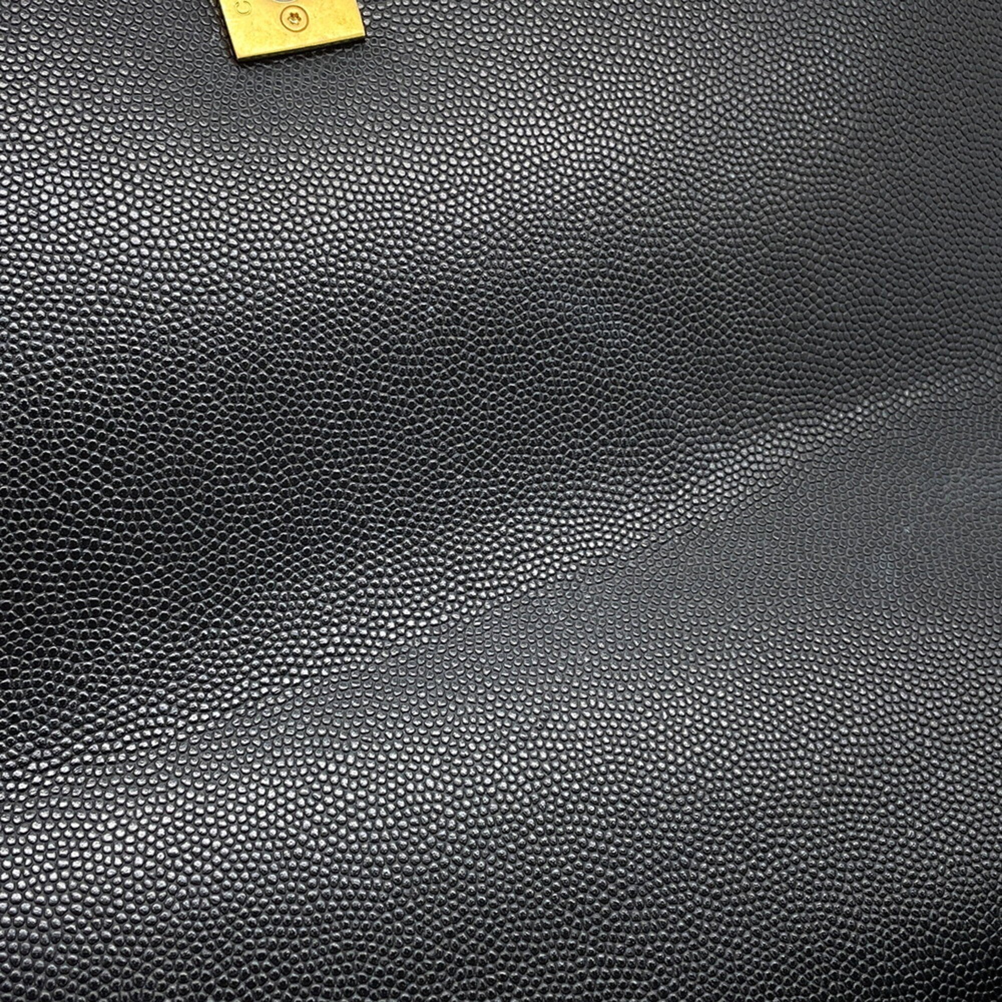 Chanel Matelasse Black Grained Calfskin Handbag (Pre-Owned)