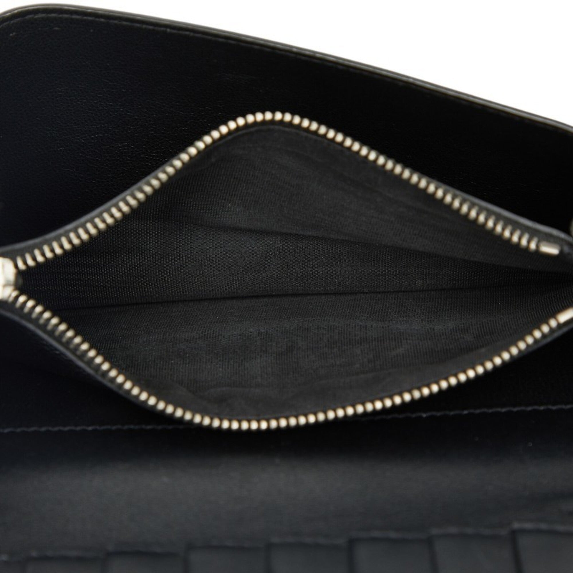 Saint Laurent Black Leather Long Wallet (Bi-Fold) (Pre-Owned)