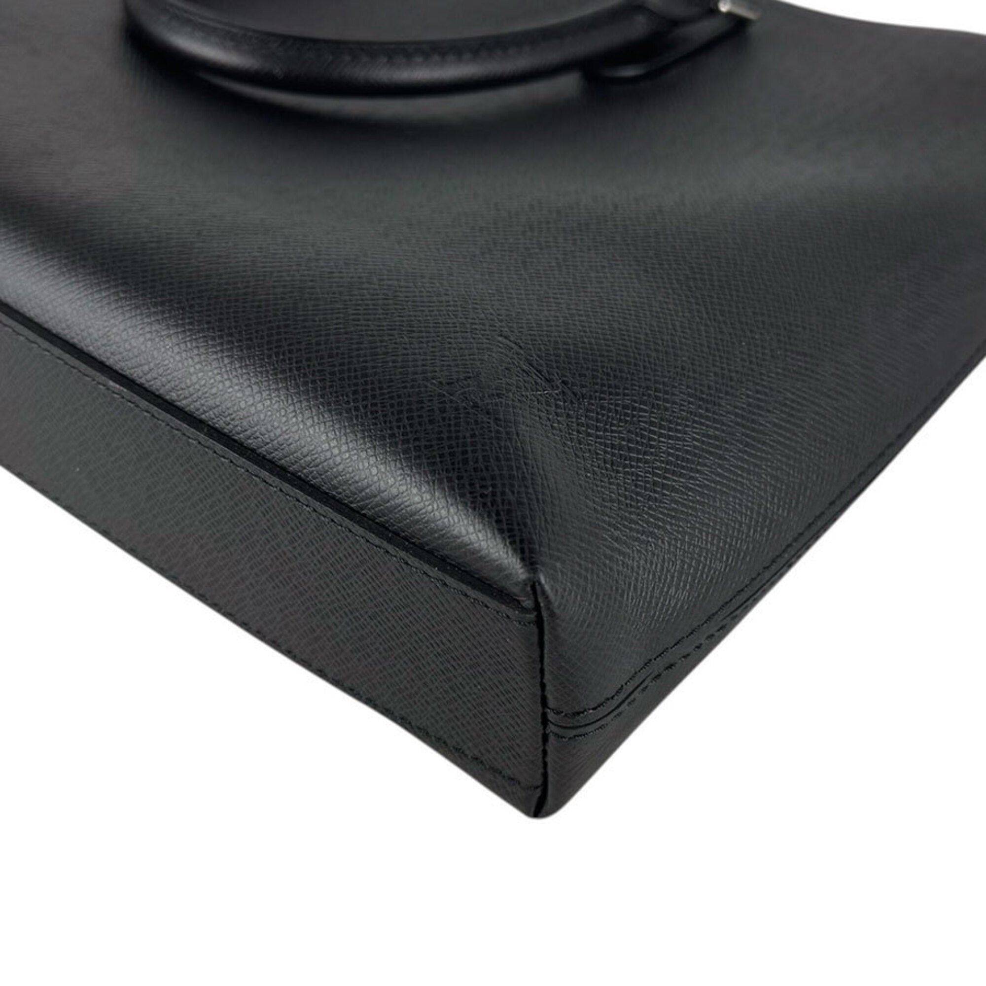 Louis Vuitton Black Taiga Leather Briefcase Handbag Shoulder Bag (Pre-Owned)
