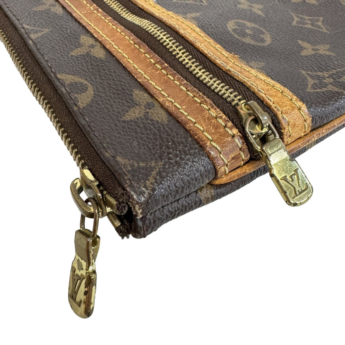 Louis Vuitton Brown Monogram Pochette Shoulder Bag (Pre-Owned)