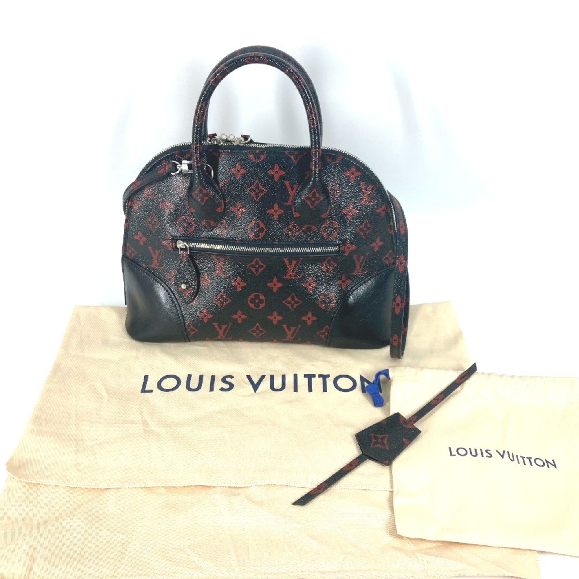 Louis Vuitton Black Cloth Shoulder Bag (Pre-Owned)