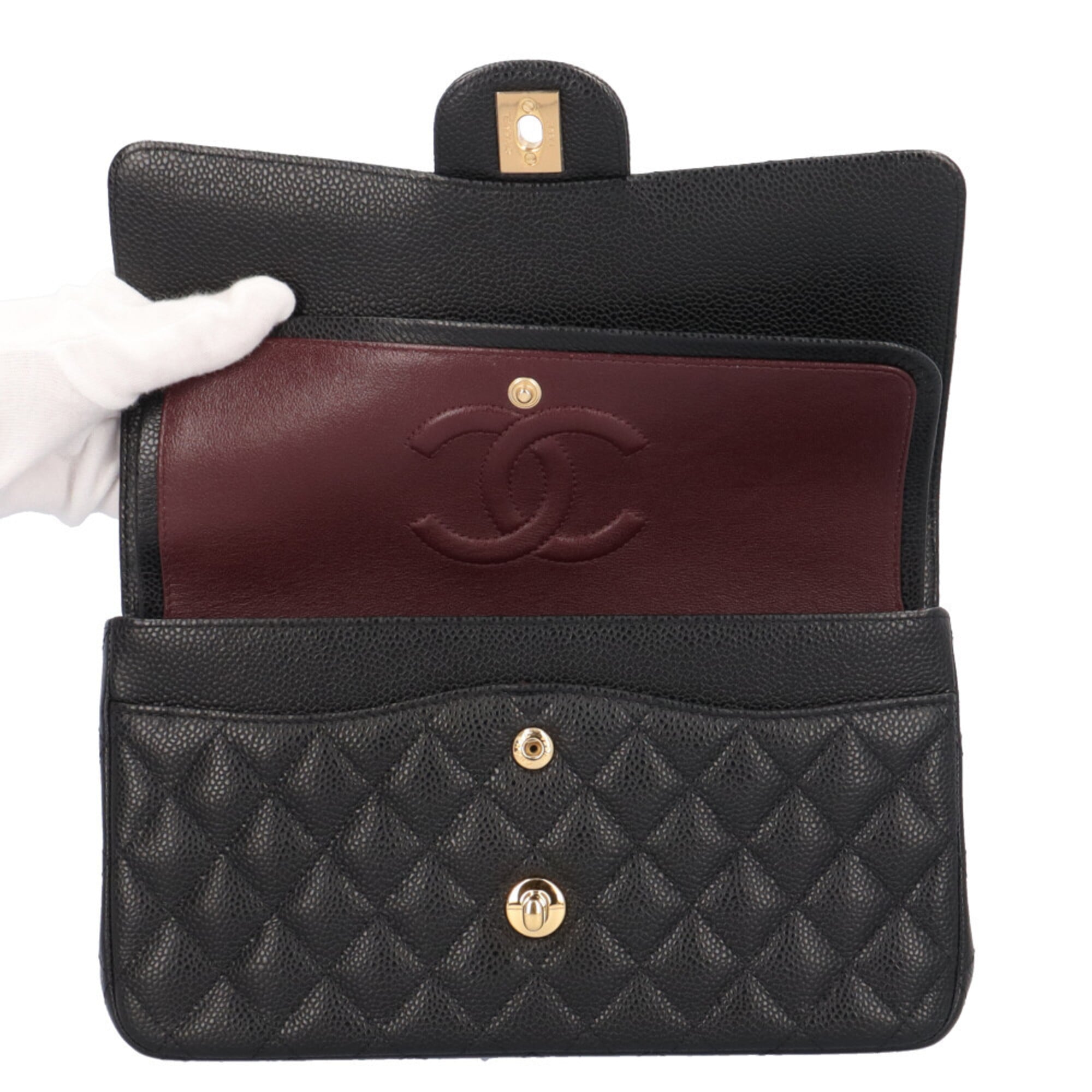Chanel Black Grained Calfskin Shoulder Bag (Pre-Owned)