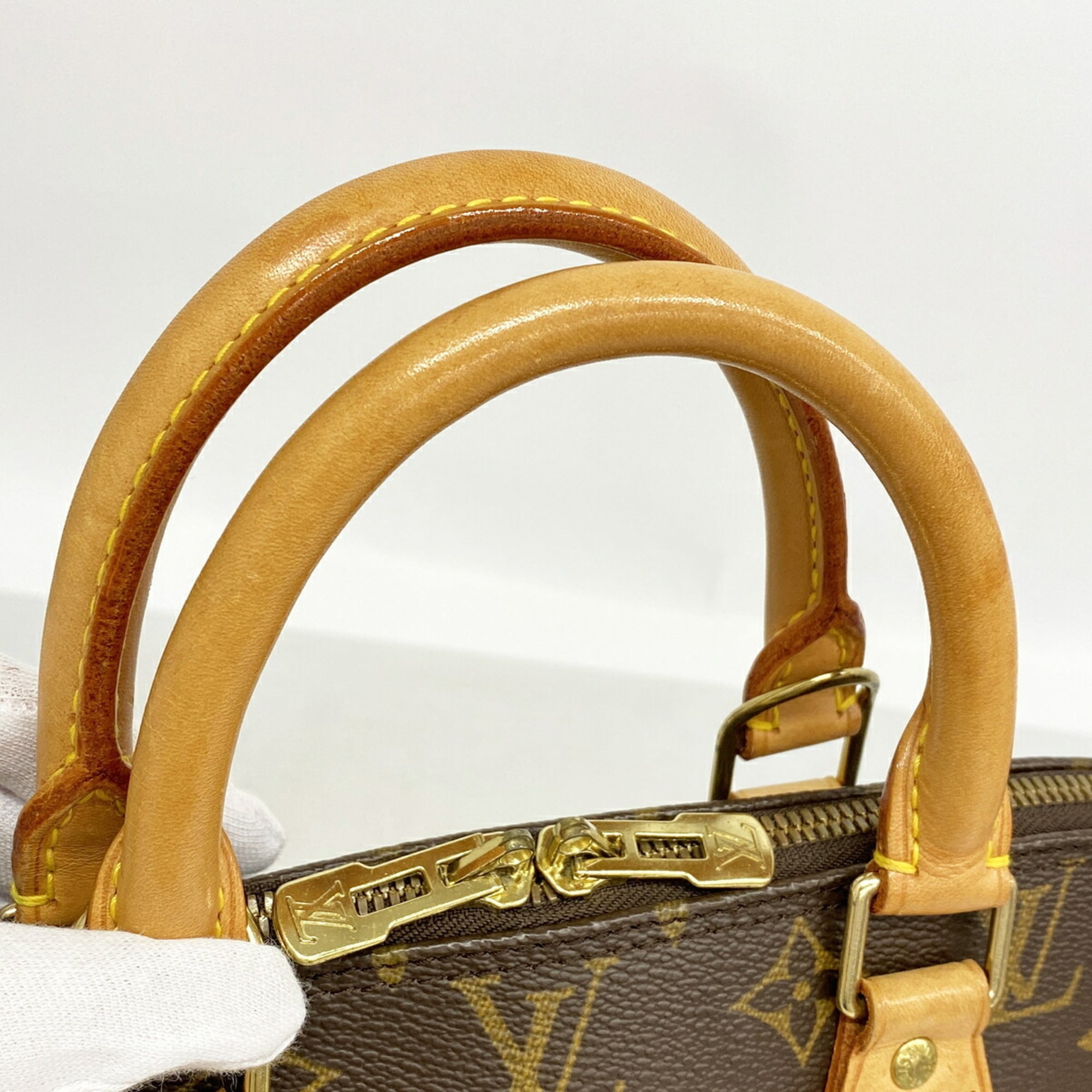 Louis Vuitton Brown Handbag (Pre-Owned)