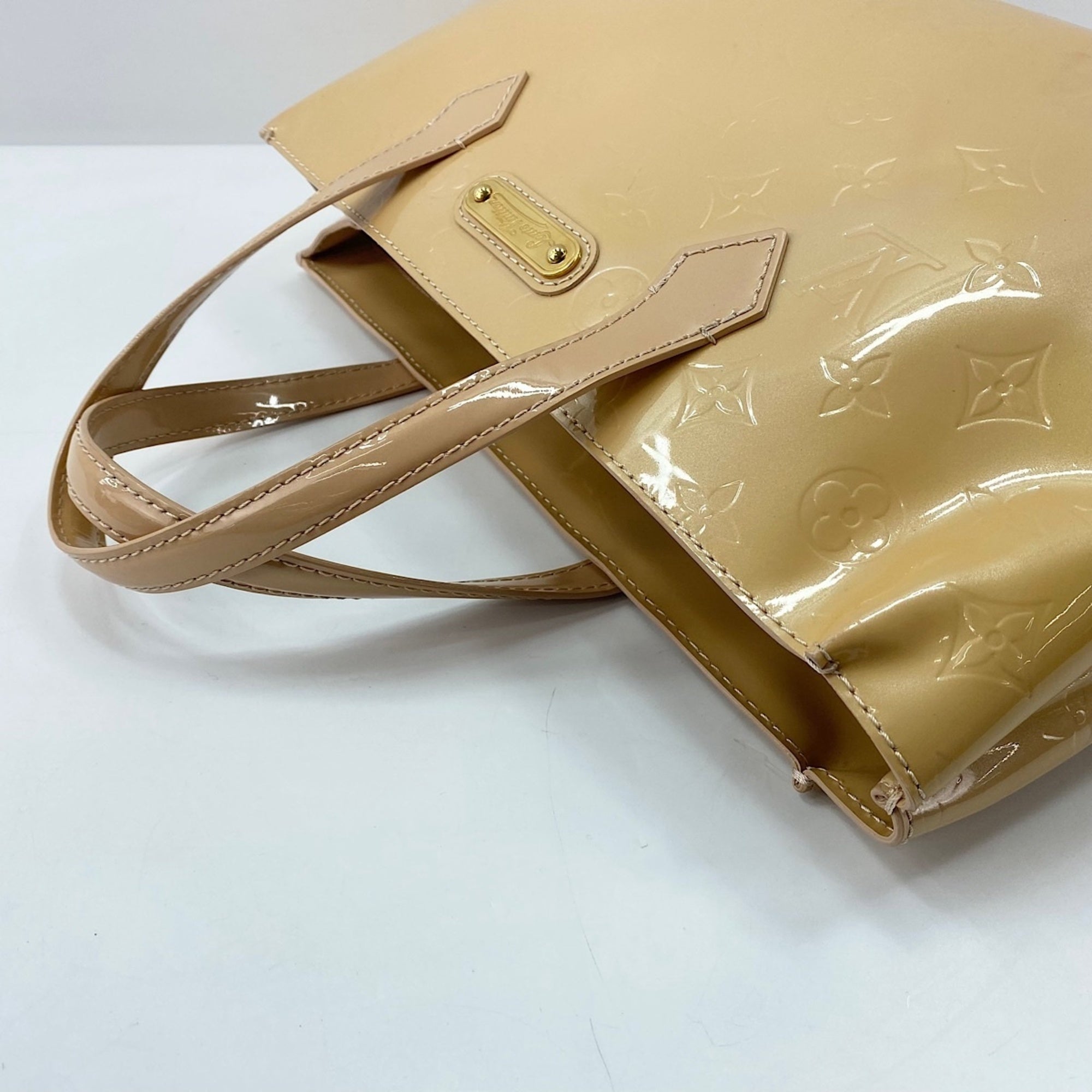 Louis Vuitton Beige Handbag (Pre-Owned)