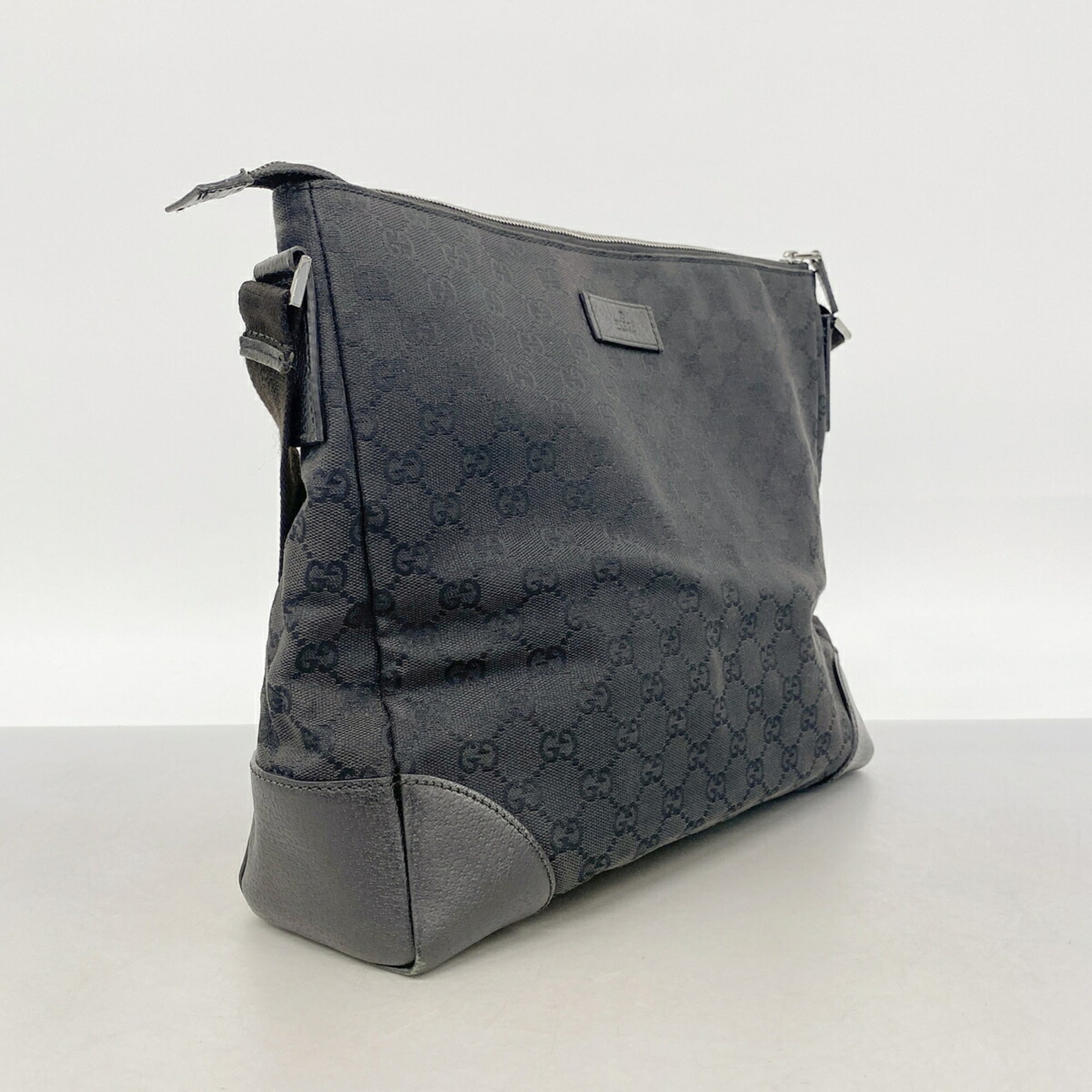 Gucci Black Canvas Shoulder Bag (Pre-Owned)
