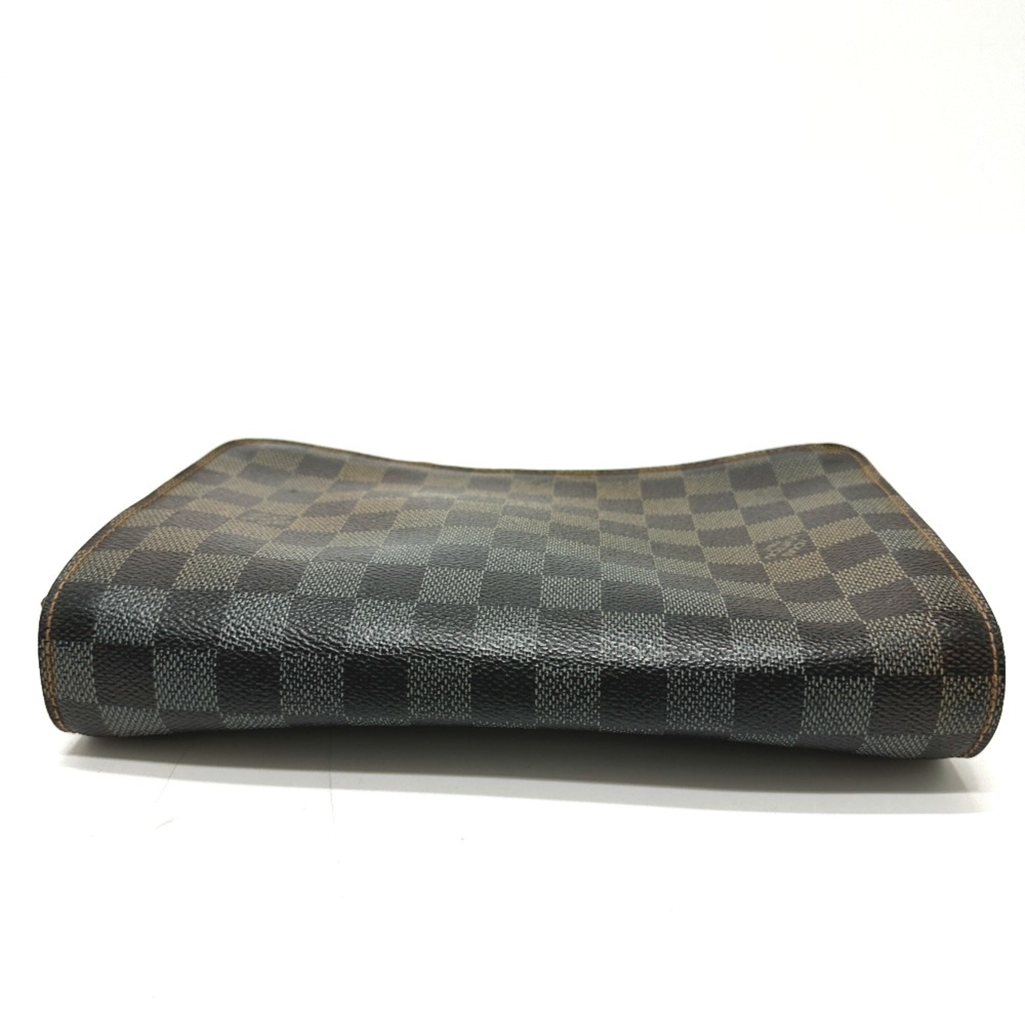 Louis Vuitton Brown Other Clutch Bag (Pre-Owned)