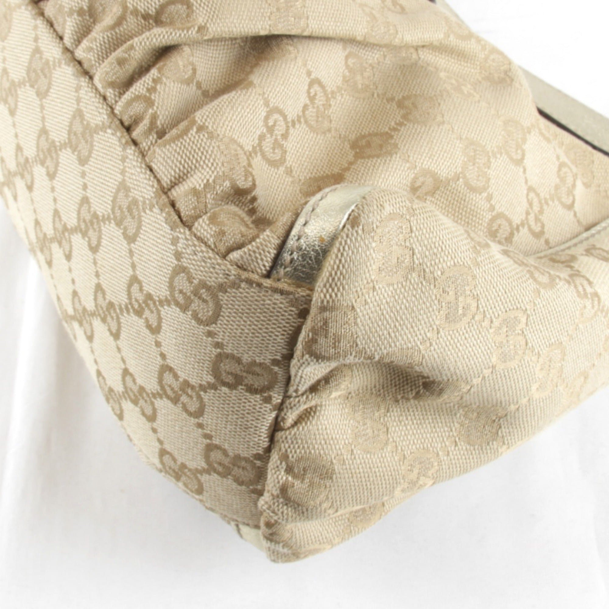 Gucci Gold Gg Canvas Handbag (Pre-Owned)