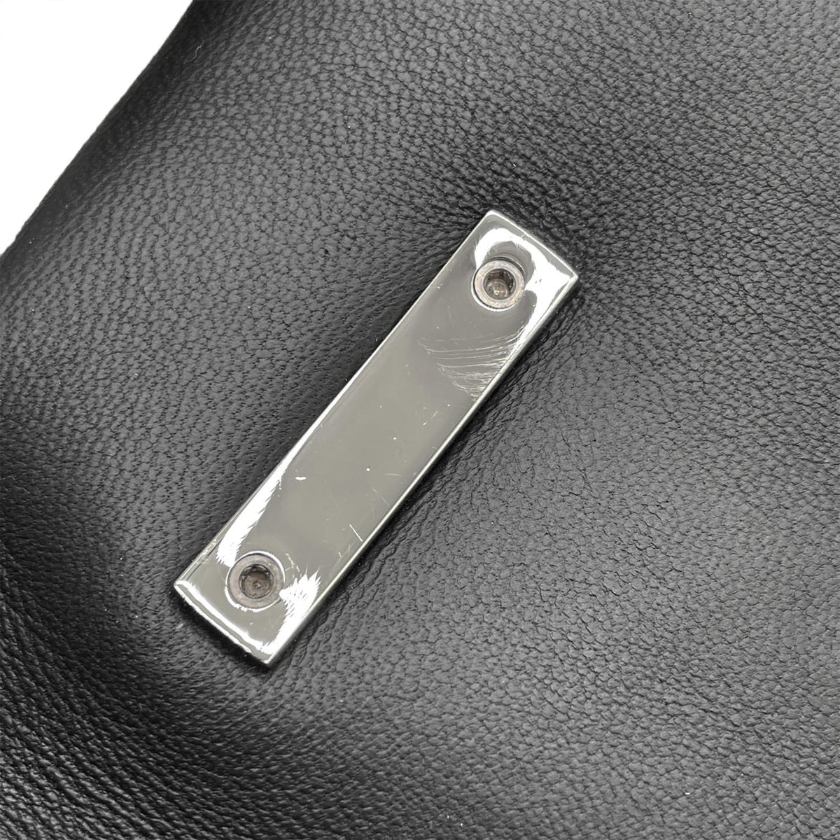 Burberry Black Silver Leather Shoulder Bag (Pre-Owned)