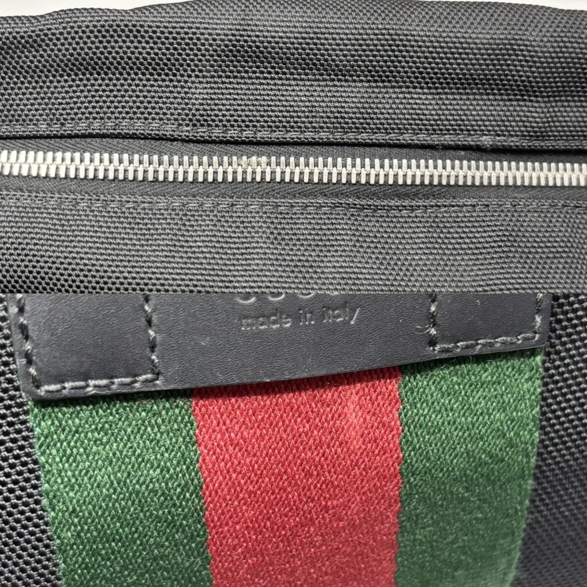 Gucci Black Nylon Clutch Bag Pouch (Pre-Owned)