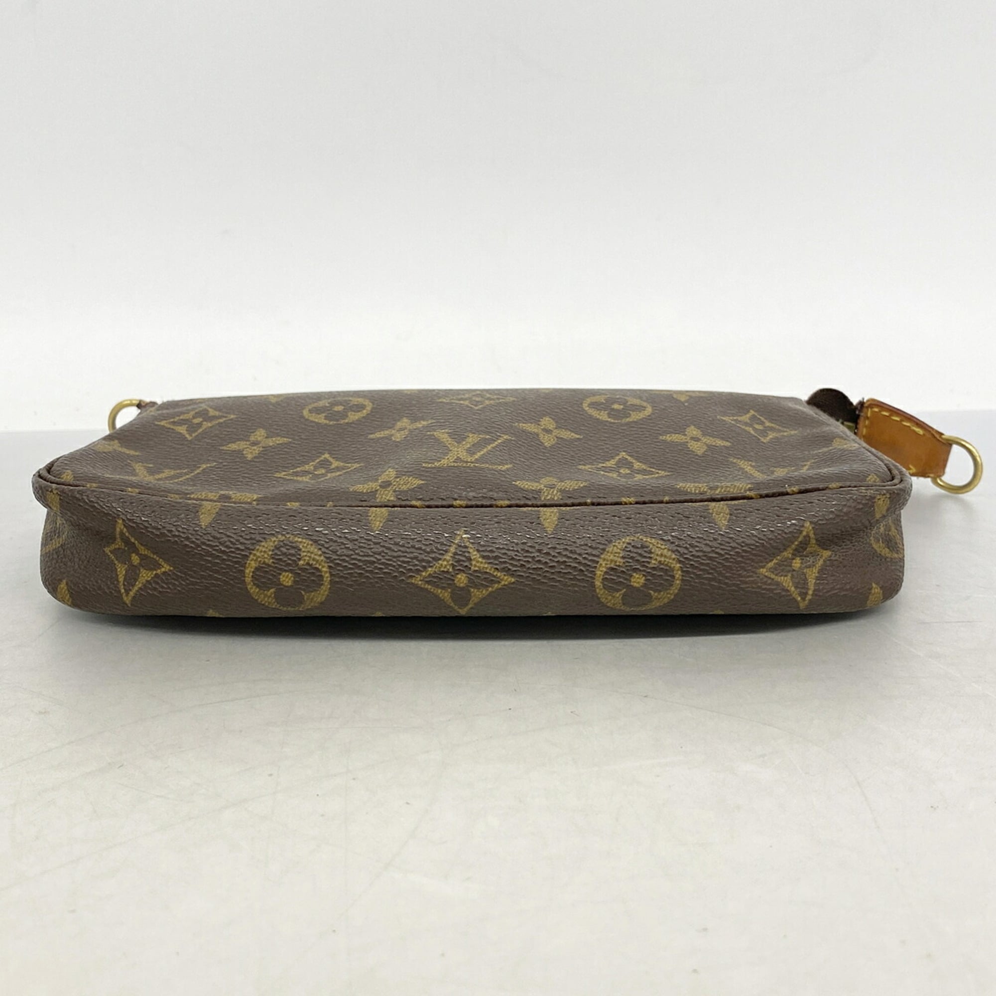 Louis Vuitton Brown Pouch (Pre-Owned)