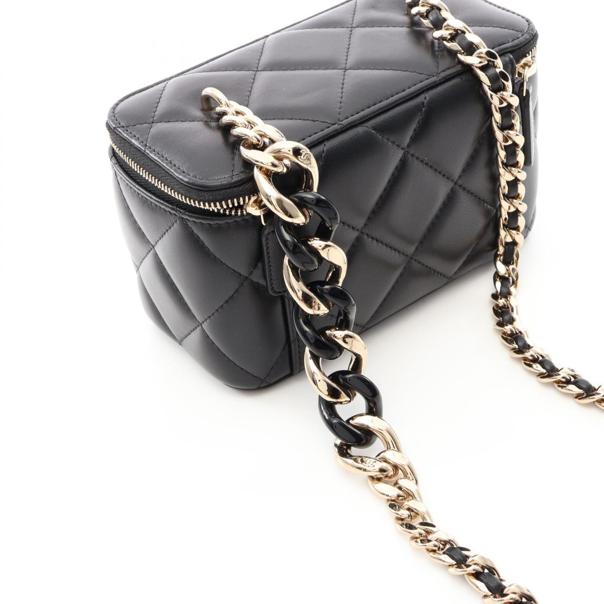 Chanel Black Leather Handbag Shoulder Bag (Pre-Owned)