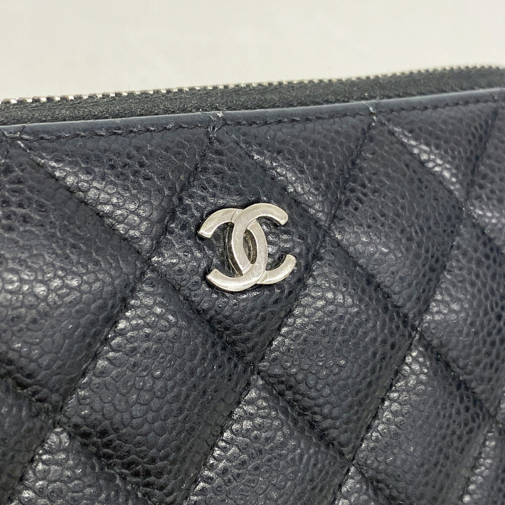 Chanel Black Grained Calfskin Long Wallet (Bi-Fold) (Pre-Owned)