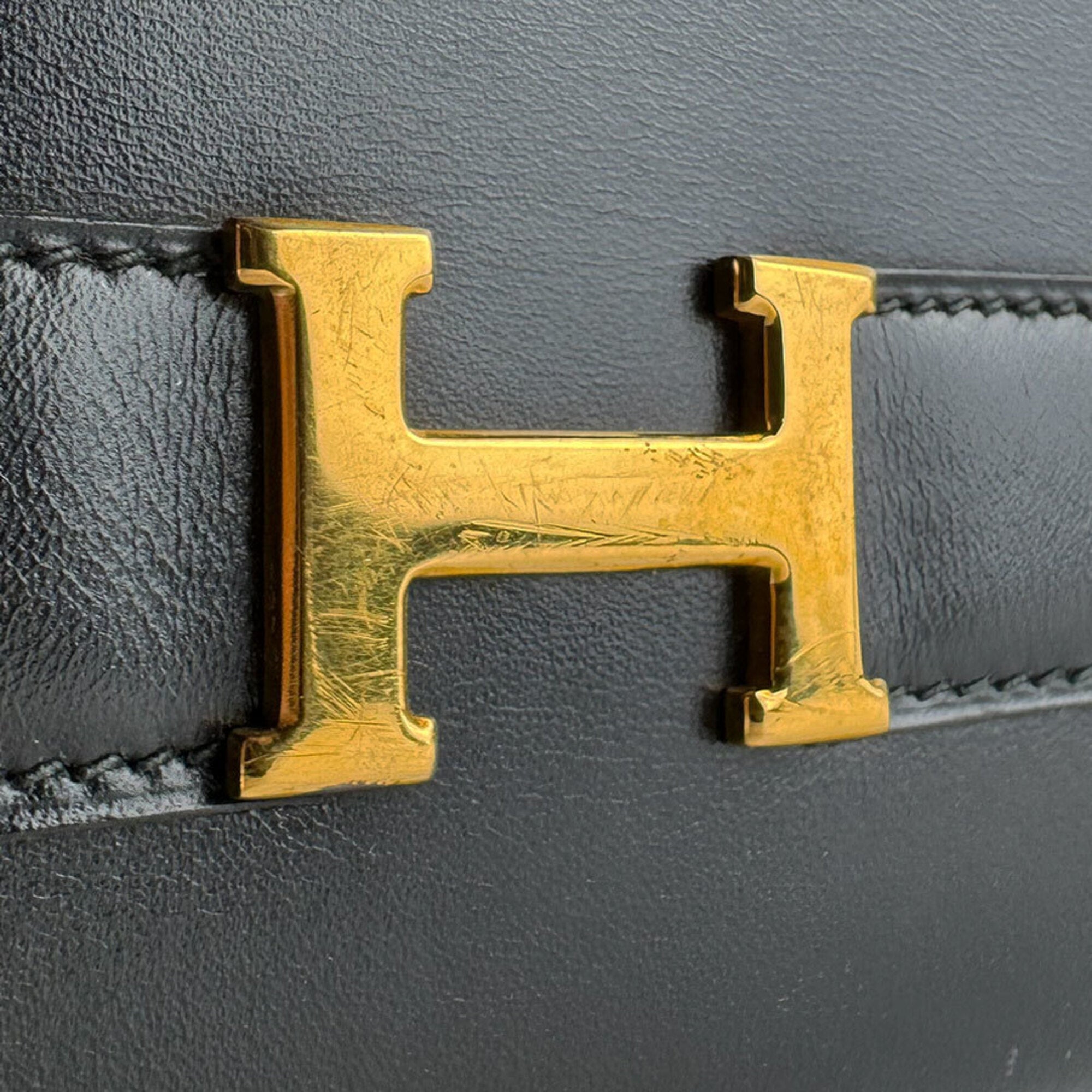 Hermes Black Box Calf Leather Shoulder Bag (Pre-Owned)