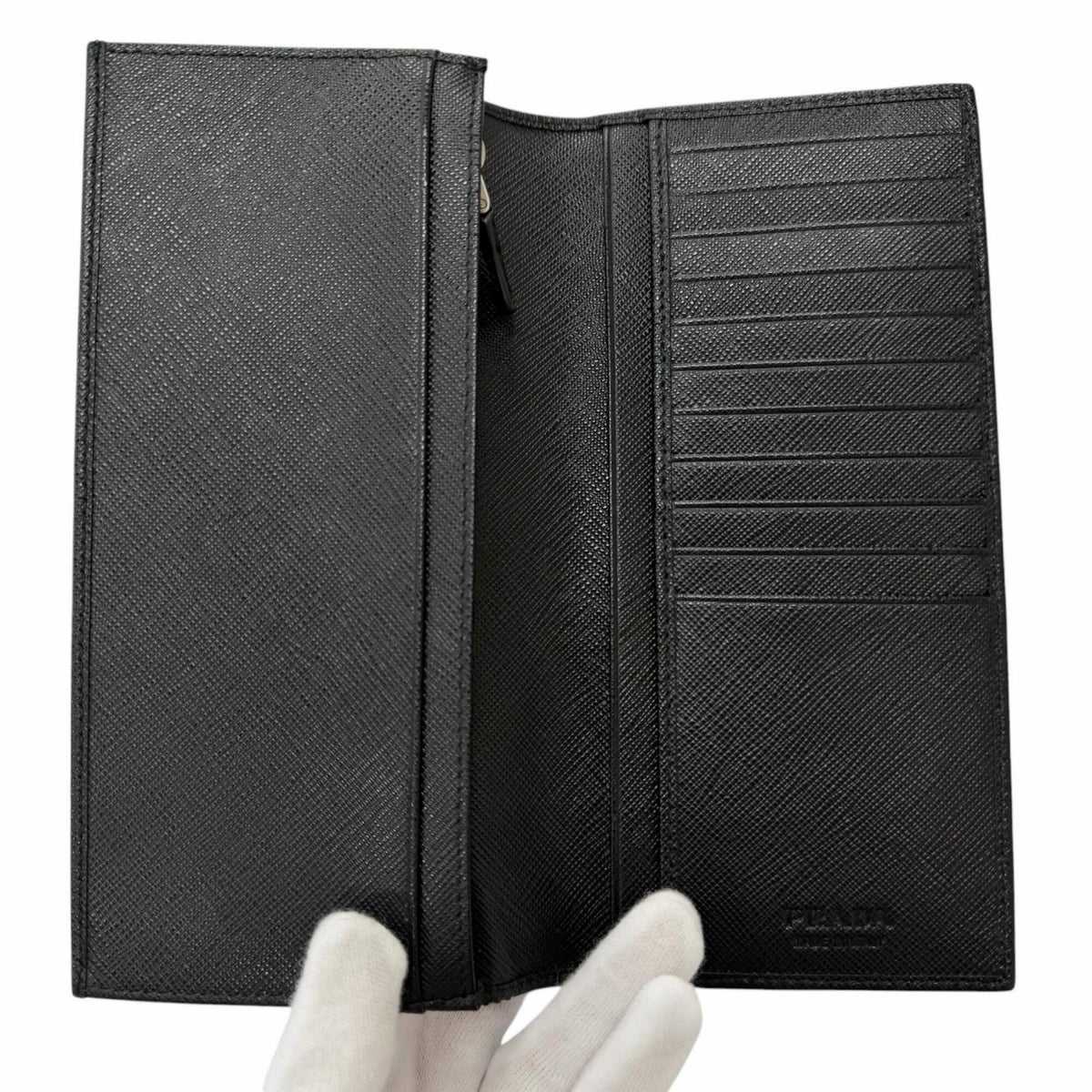 Prada Black Leather Long Wallet (Bi-Fold) (Pre-Owned)