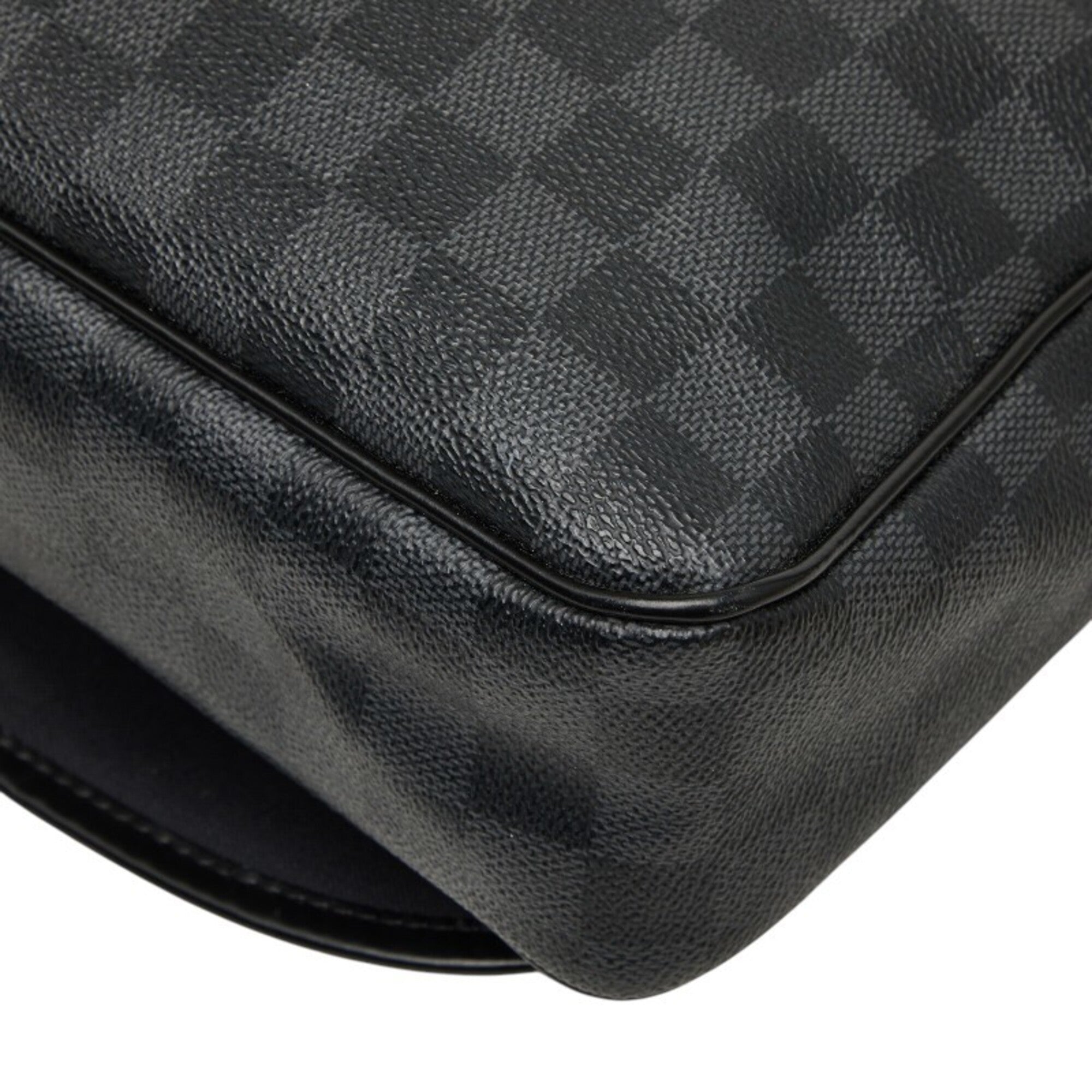Louis Vuitton Black Pvc Leather Shoulder Bag (Pre-Owned)