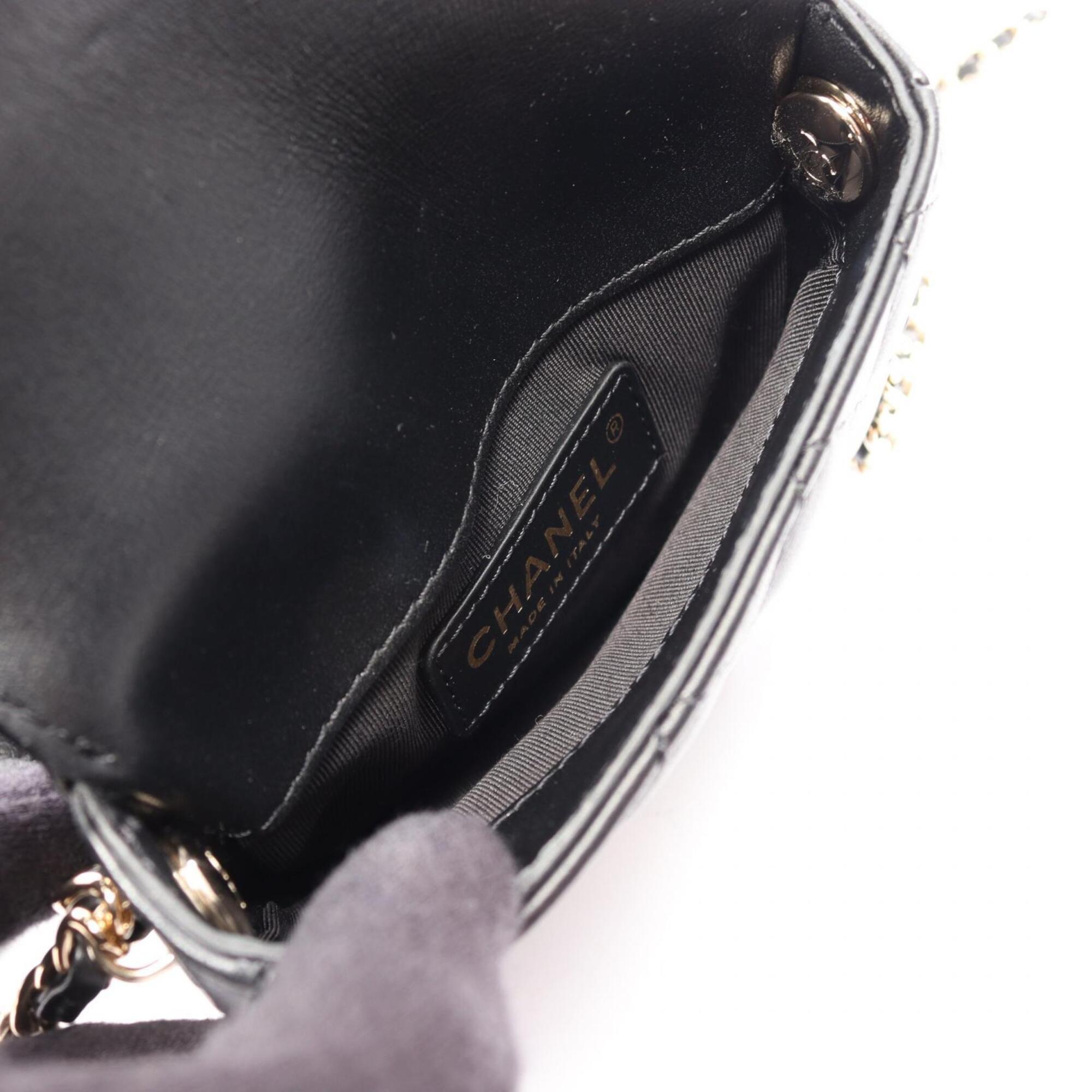 Chanel Matelasse Black Leather Handbag Shoulder Bag (Pre-Owned)